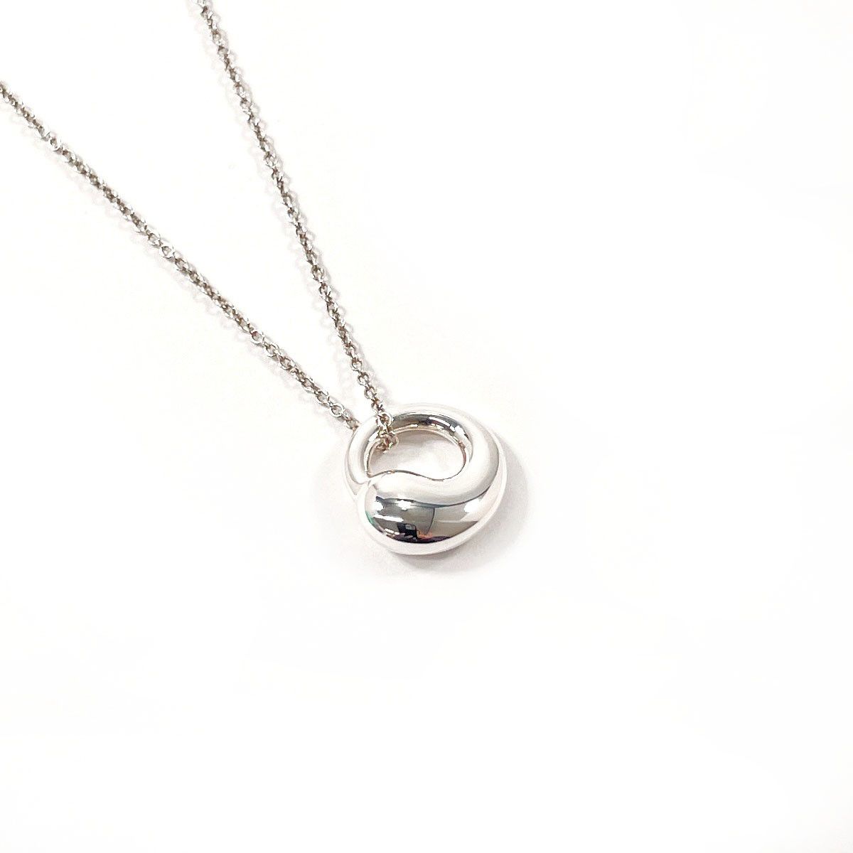 Tiffany & Co. Tiffany & Co. Tiffany & Co. Elsa Peretti Eternal Circle Silver Necklace Precious Metal Necklace DUTY FREE for USA Size ONE SIZE - 3 Thumbnail