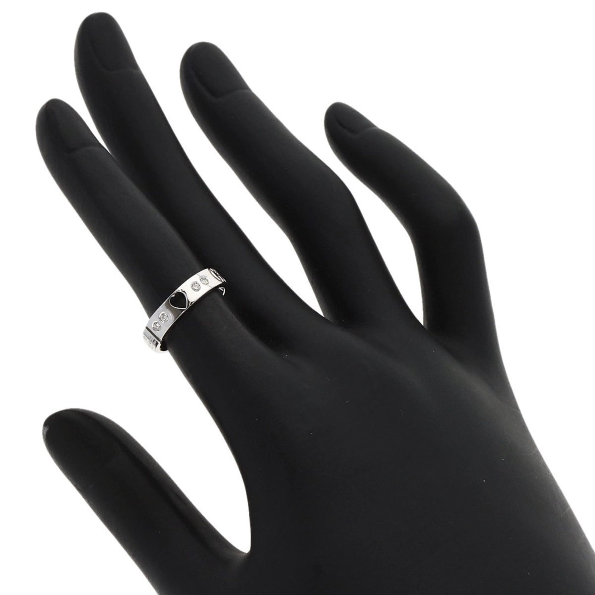 Gucci Gucci Icon Amor Diamond Ring #4, 18K White Gold, Women's. Size ONE SIZE - 6 Thumbnail