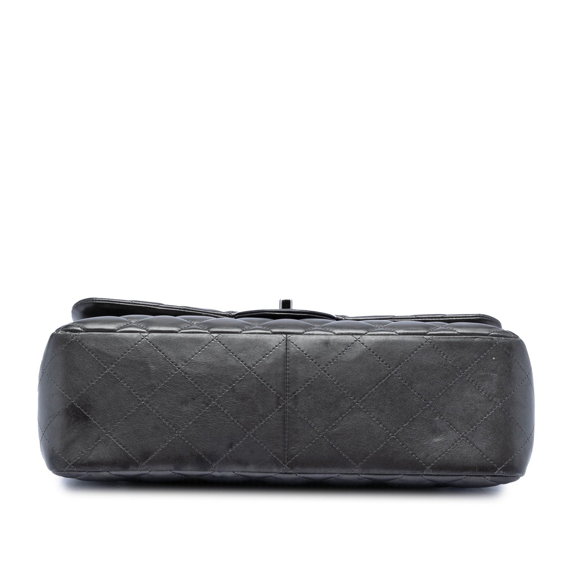Chanel Jumbo Classic Lambskin Double Flap Size ONE SIZE - 3 Thumbnail