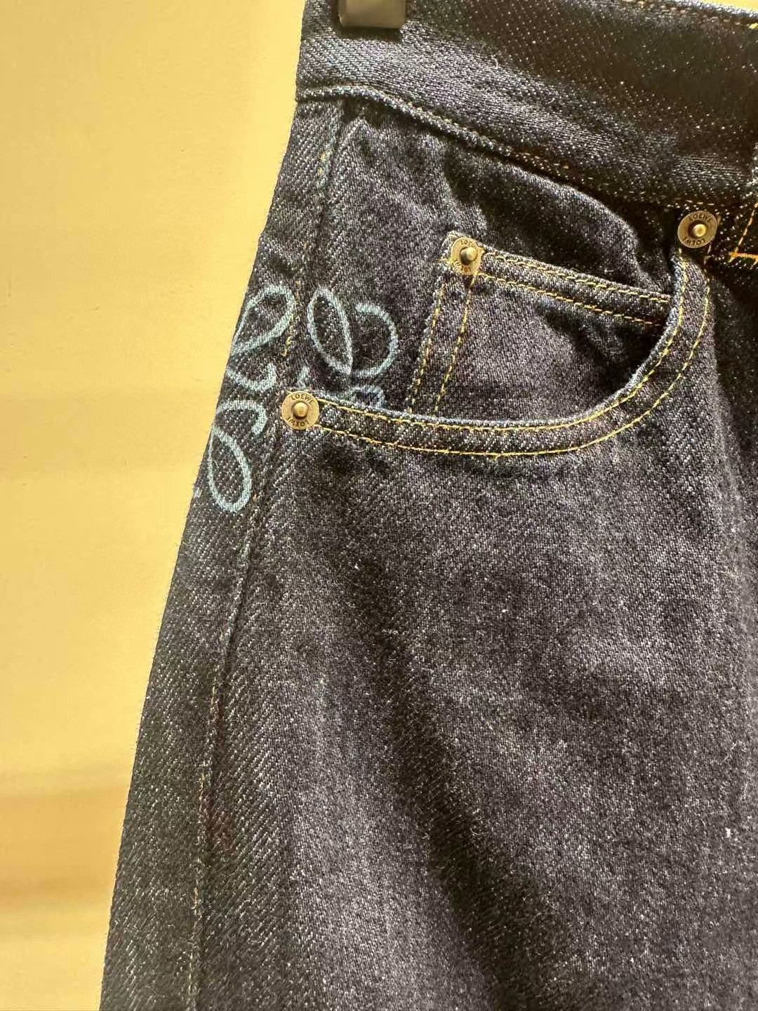 Saint Laurent Paris LOEWE Women's Dark Blue Denim Jeans Size 25" / US 0 / IT 36 - 2 Thumbnail