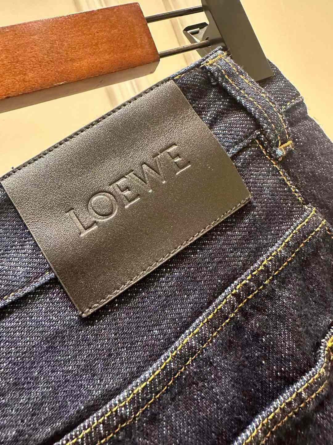 Saint Laurent Paris LOEWE Women's Dark Blue Denim Jeans Size 25" / US 0 / IT 36 - 9 Thumbnail