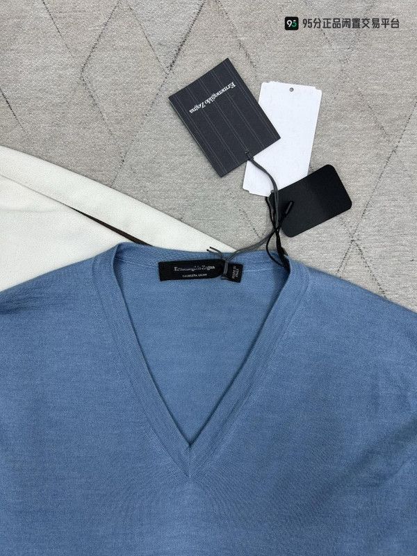 Ermenegildo Zegna Ermenegildo Zegna Men's Casual V-Neck Sweater Size US S / EU 44-46 / 1 - 2 Thumbnail