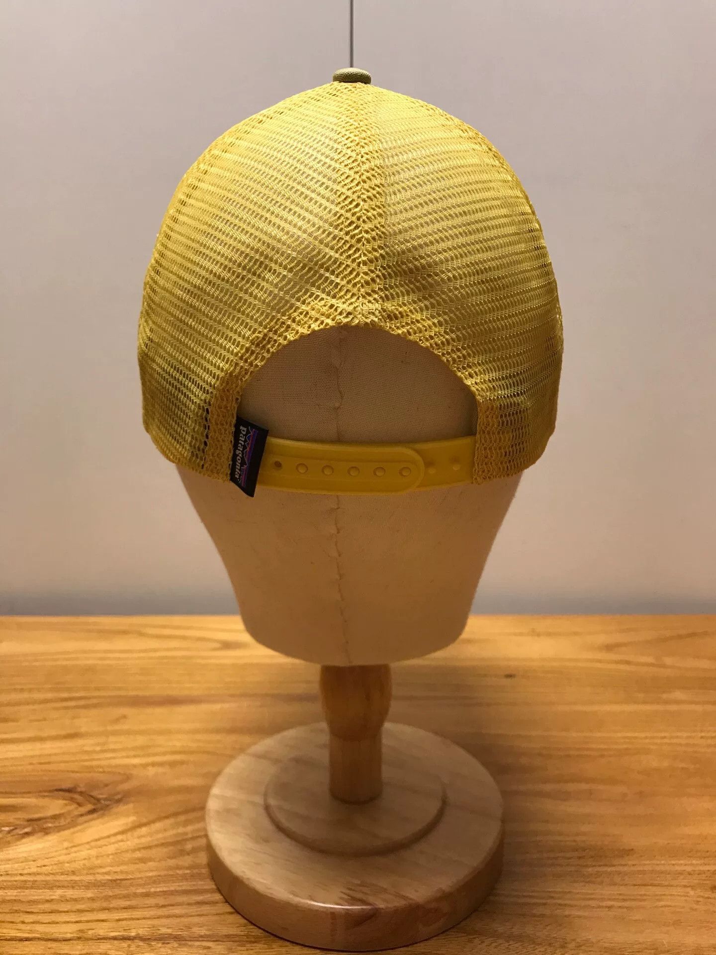 Patagonia Patagonia P-6 Logo Mesh Baseball Cap Size ONE SIZE - 3 Thumbnail