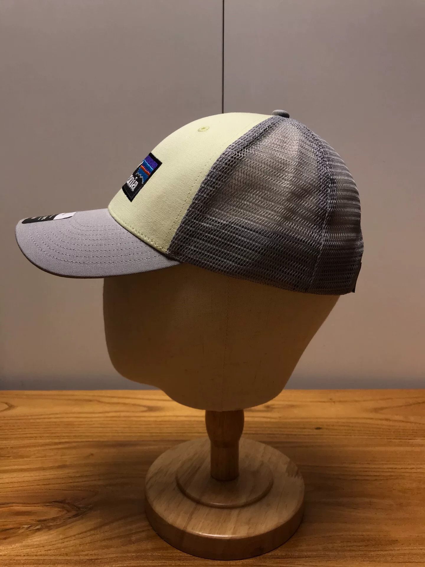 Patagonia Patagonia P-6 Logo Mesh Baseball Cap Size ONE SIZE - 2 Thumbnail