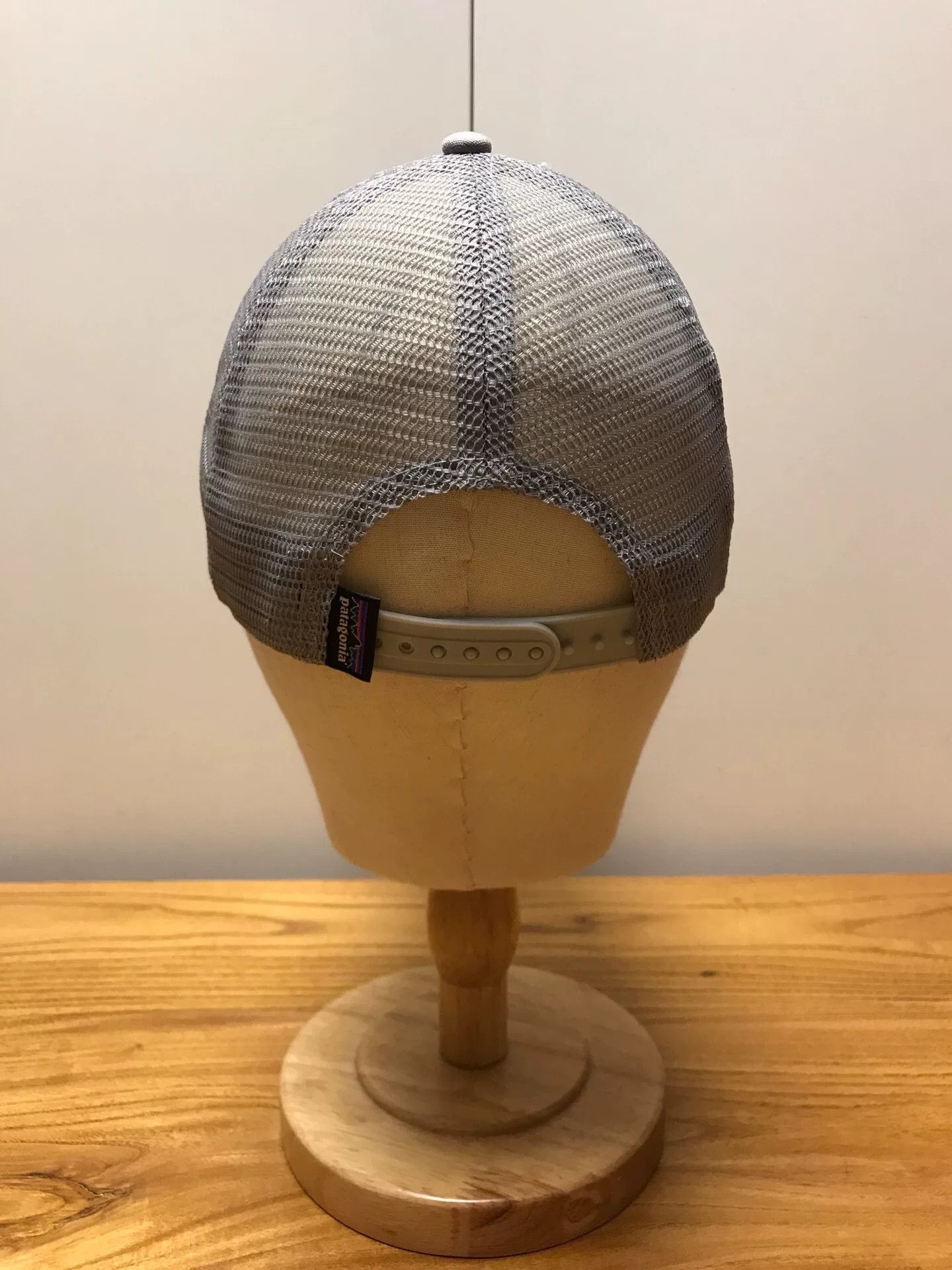 Patagonia Patagonia P-6 Logo Mesh Baseball Cap Size ONE SIZE - 3 Thumbnail