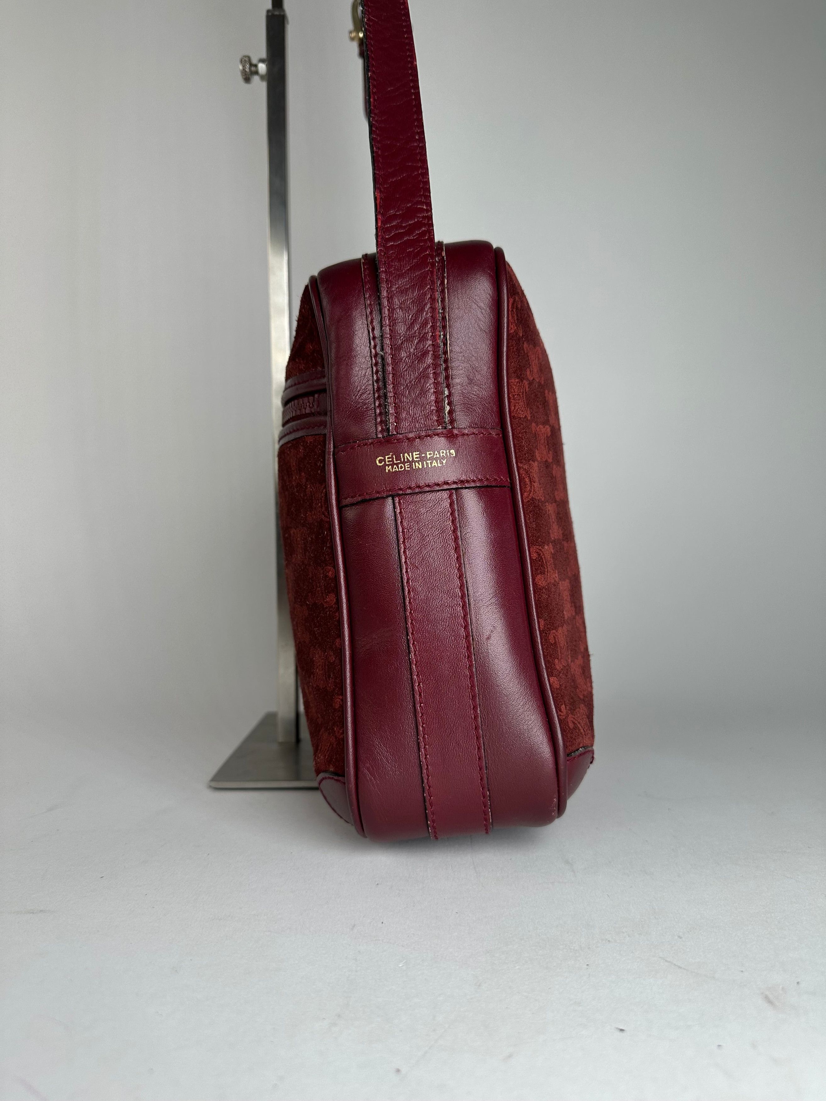 Celine Vintage Paris Triomphe Monogram 70s Suede Shoulder Bag Burgu Size ONE SIZE - 3 Thumbnail
