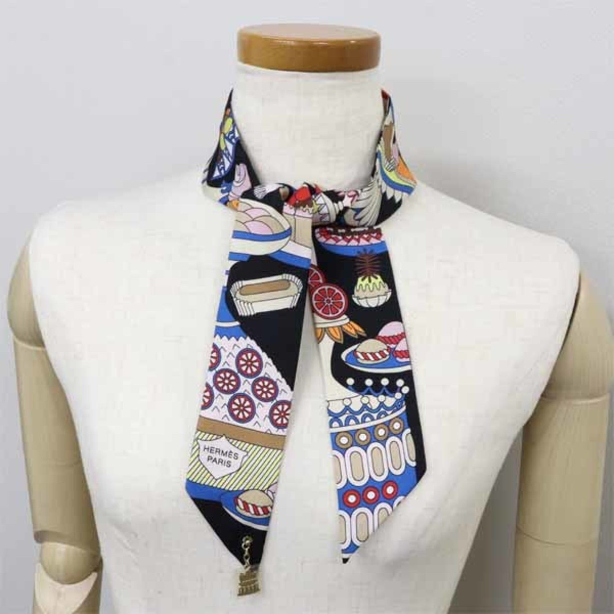 Hermes Hermes Twilly Charm La Patisserie Française Silk H854175S 02 Noir Blanc Bleu Size ONE SIZE - 6 Thumbnail