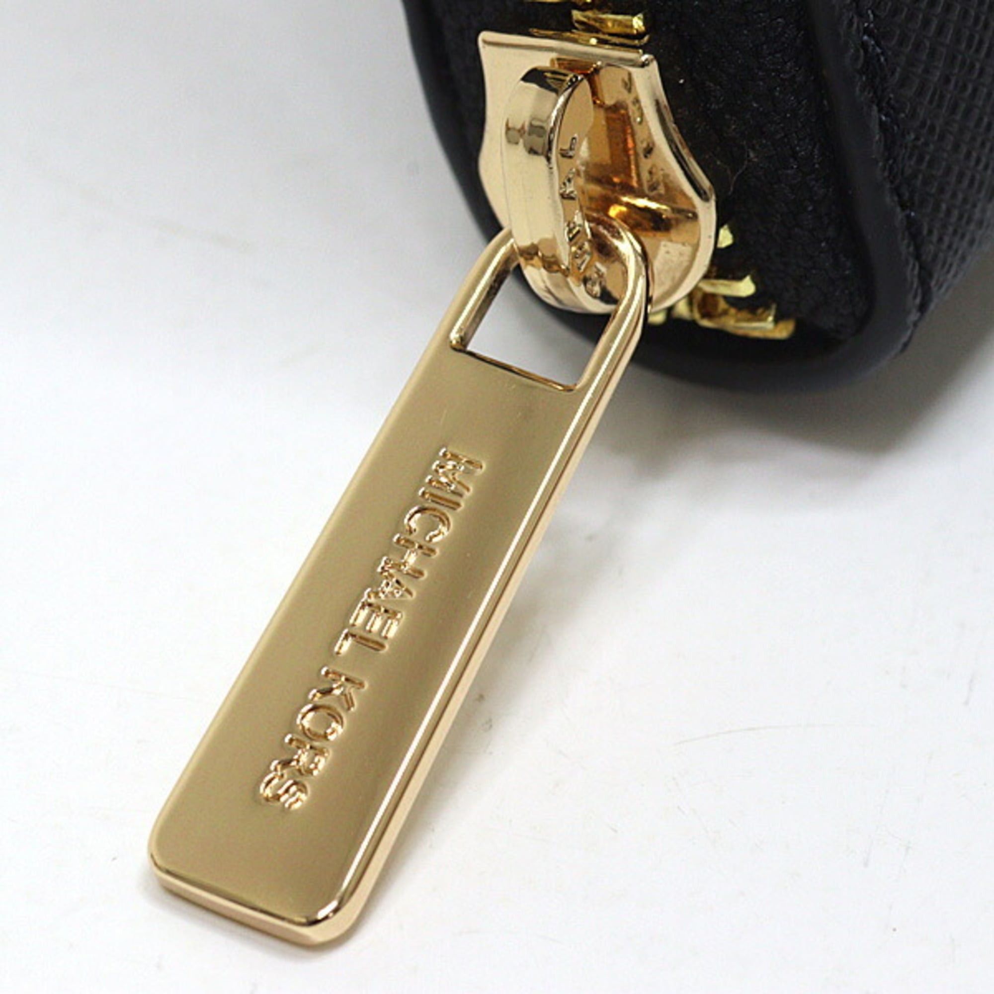 Michael Kors Michael Kors outlet zip-around continental wallet, large size, unused. Size ONE SIZE - 6 Thumbnail