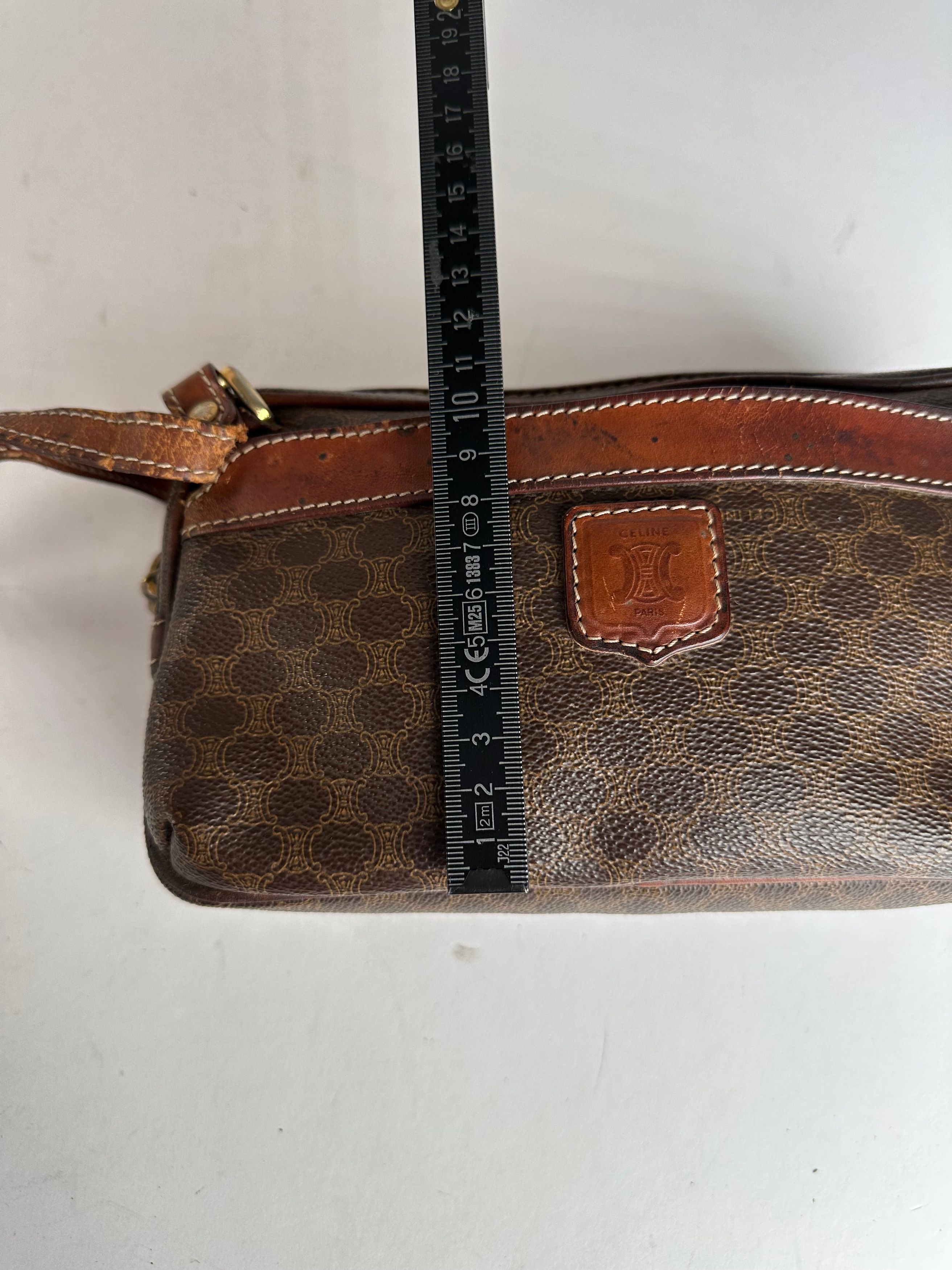 Celine Vintage Paris Triomphe Monogram Leather Clutch Brown Size ONE SIZE - 15 Thumbnail