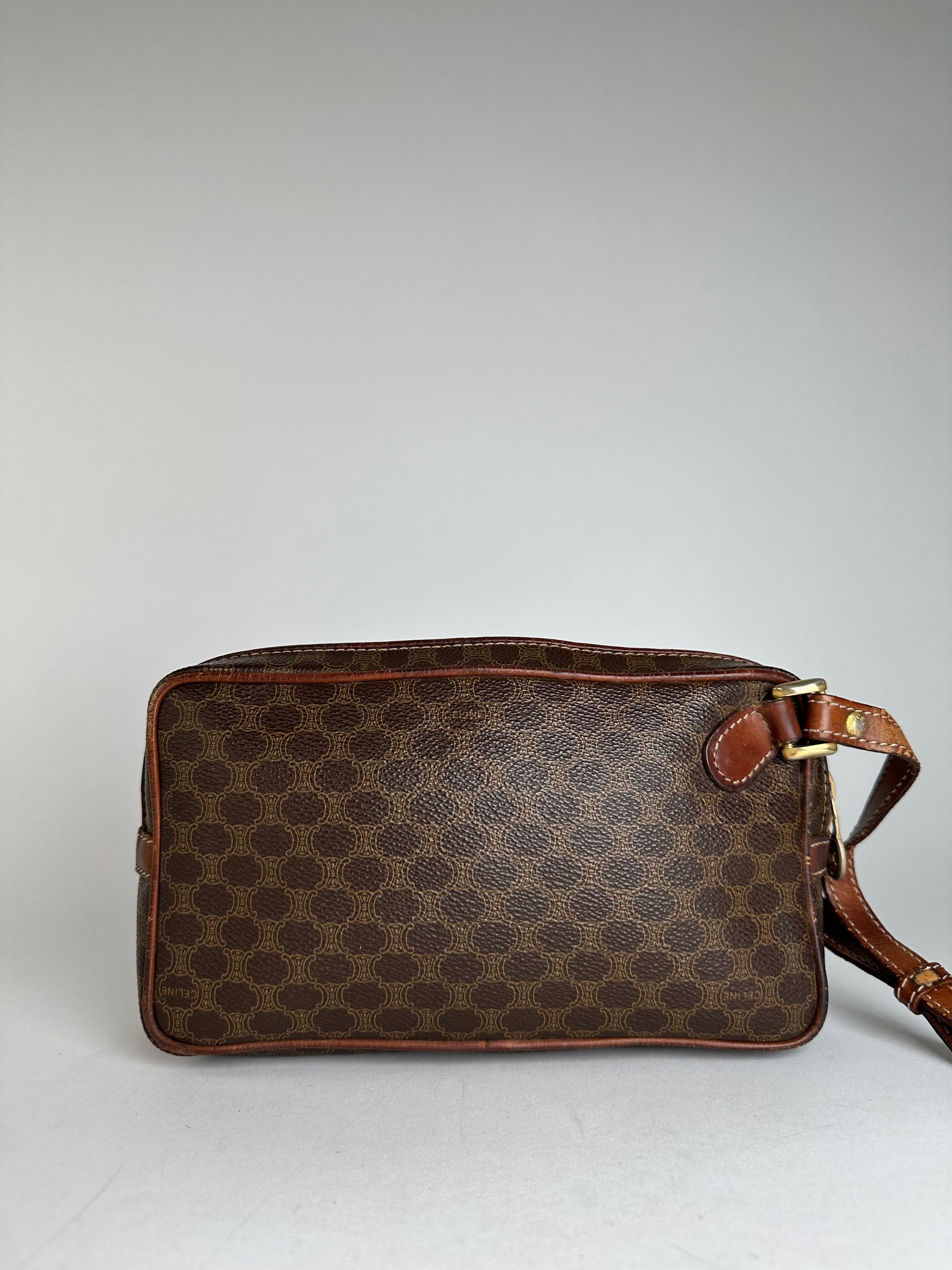 Celine Vintage Paris Triomphe Monogram Leather Clutch Brown Size ONE SIZE - 13 Thumbnail