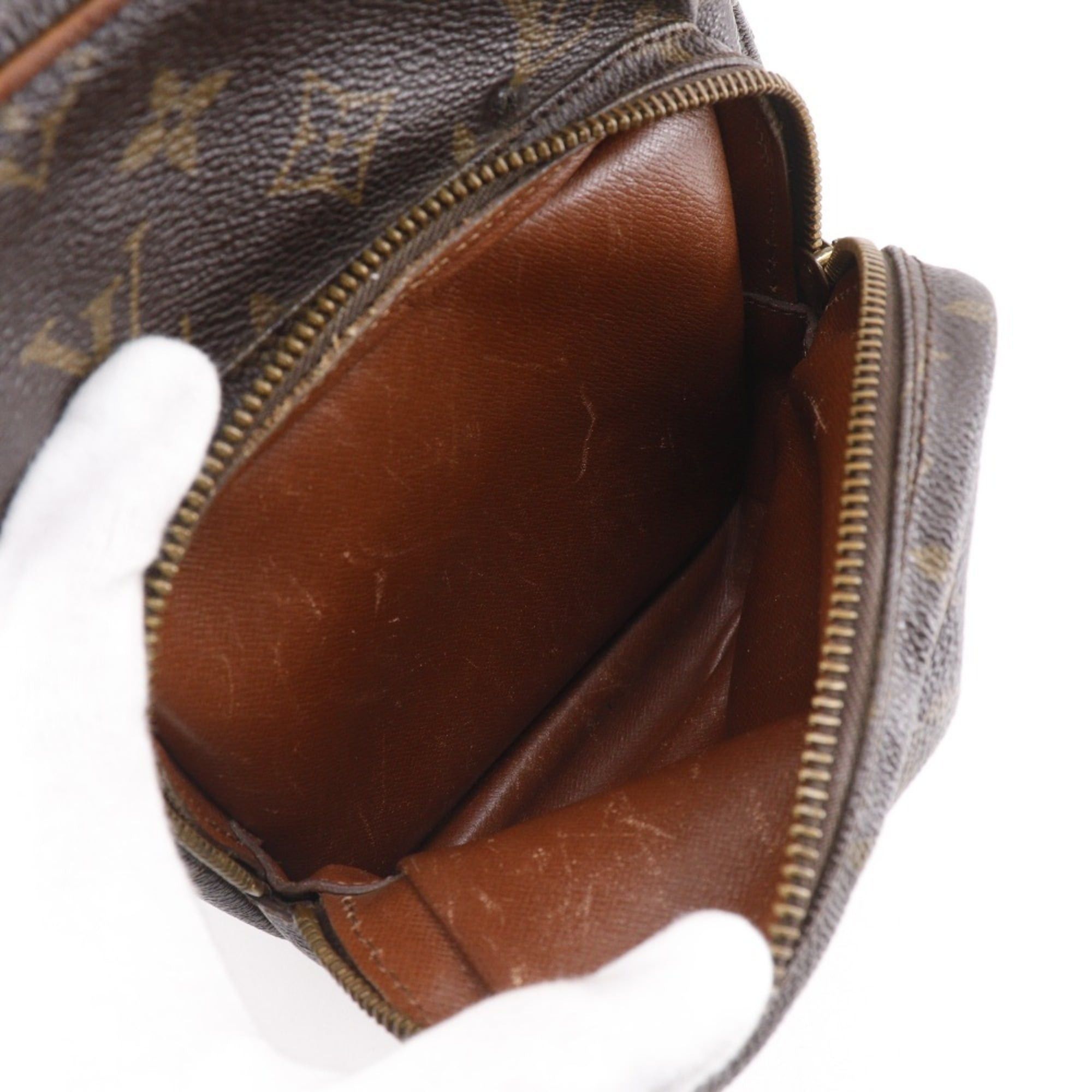 Louis Vuitton Louis Vuitton Amazon Shoulder Bag, Vintage, M45236, Monogram Canvas, 1986, Brown, 863TH, Zipper Closure, Women's. Size ONE SIZE - 5 Thumbnail