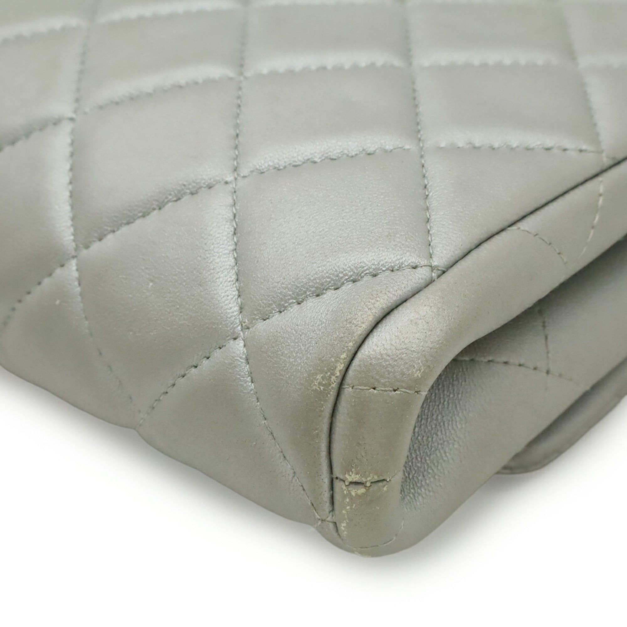 Chanel CHANEL Matelassé Coco Mark Chain Bag Shoulder Leather Silver Size ONE SIZE - 4 Thumbnail