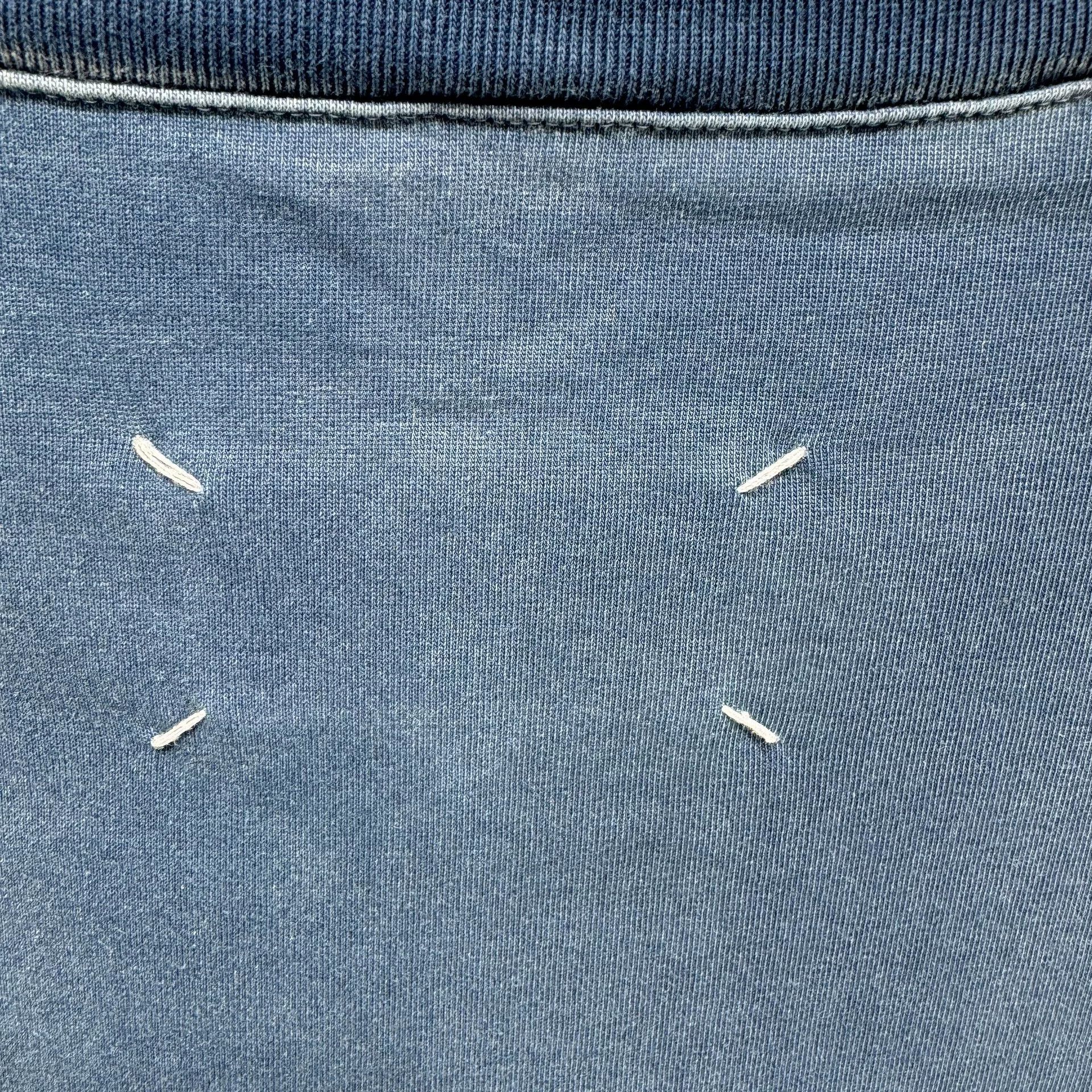 Maison Margiela Maison Margiela Blue Logo Short-Sleeve Size US S / EU 44-46 / 1 - 5 Thumbnail