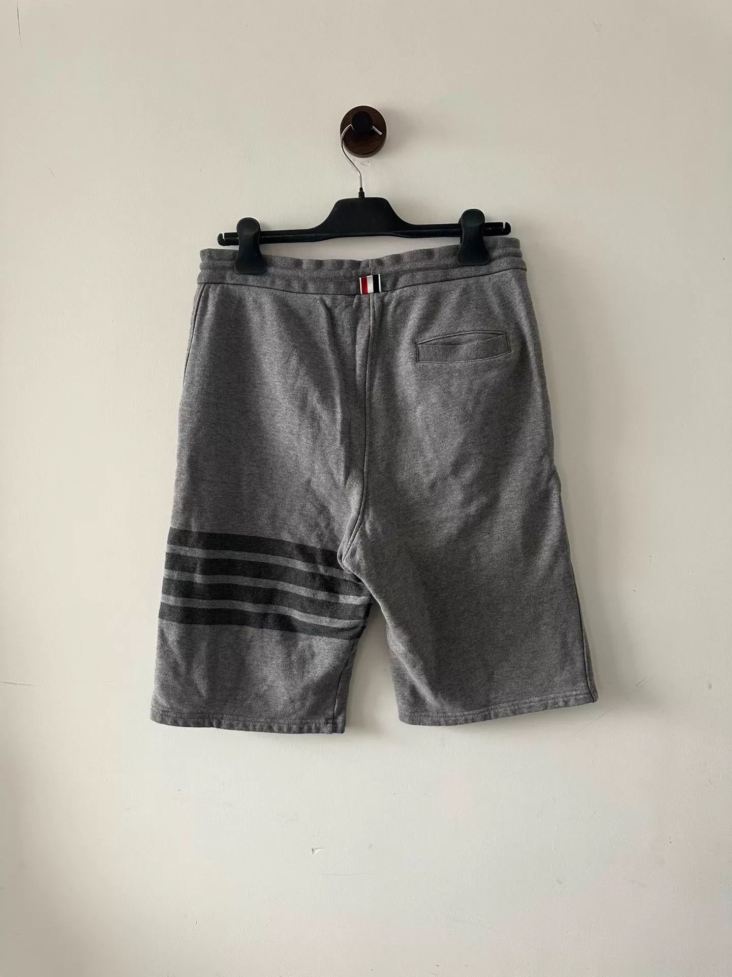 Thom Browne Gray Striped Casual Shorts Size US 32 / EU 48 - 2 Thumbnail