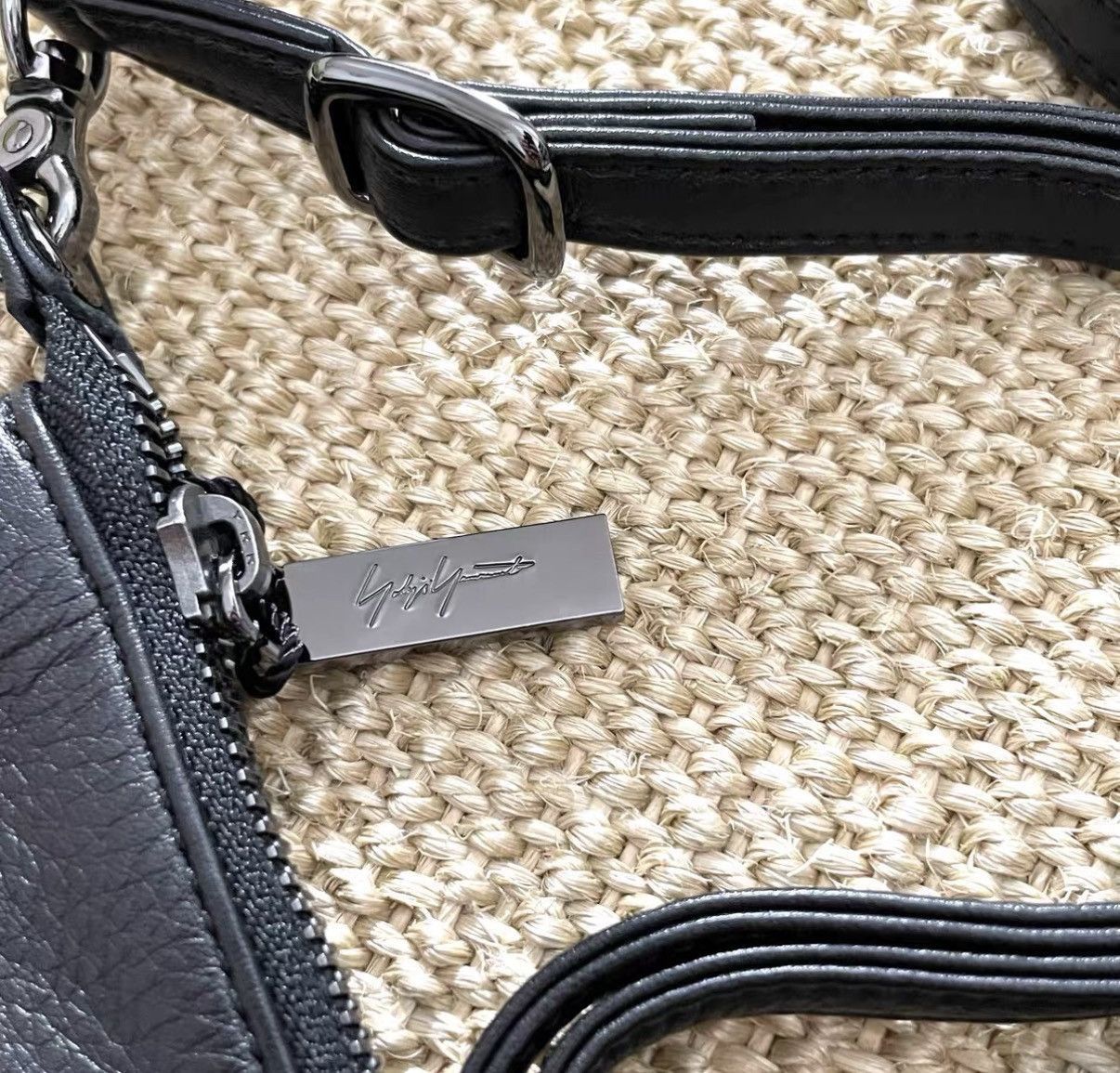 Yohji Yamamoto Black Crossbody Bag with Drawstring Pouch Size ONE SIZE - 4 Thumbnail