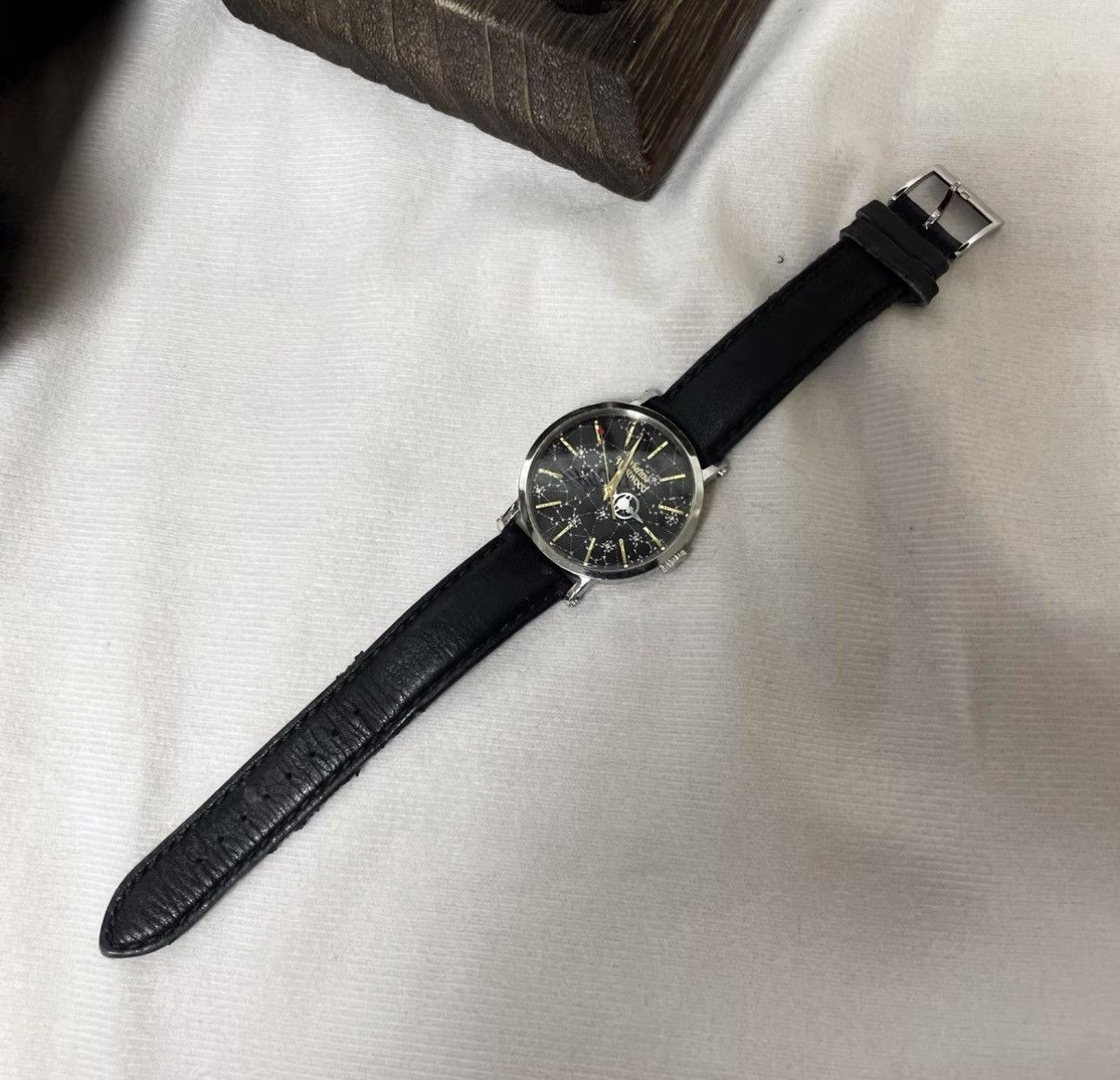 Vivienne Westwood Black Starry Dial Leather Strap Watch Size ONE SIZE - 3 Thumbnail