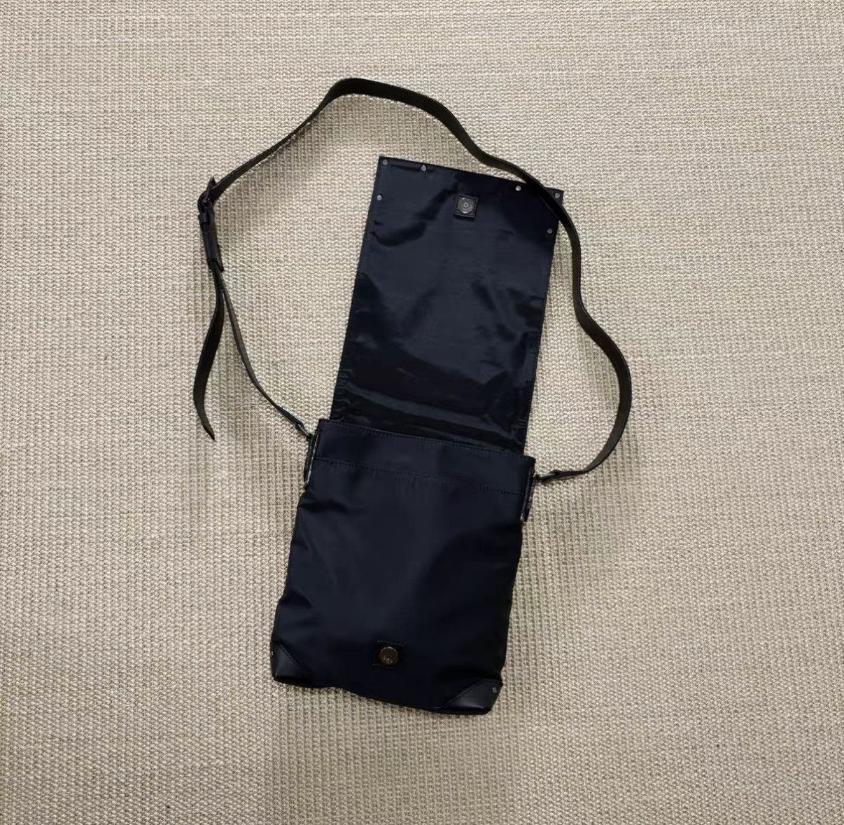Jean Paul Gaultier Black Dragon Embroidered Crossbody Bag Size ONE SIZE - 4 Thumbnail