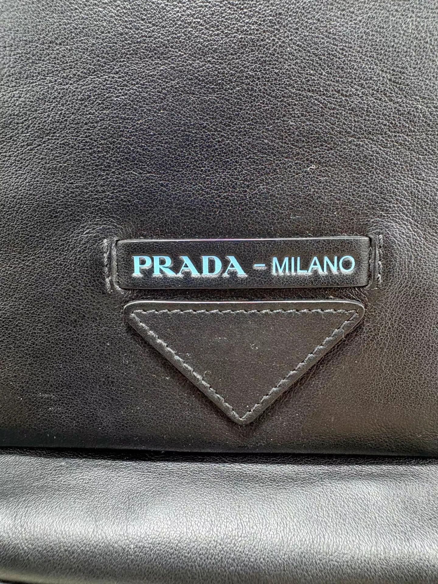 Prada Black Crossbody Leather Bag Size ONE SIZE - 4 Thumbnail