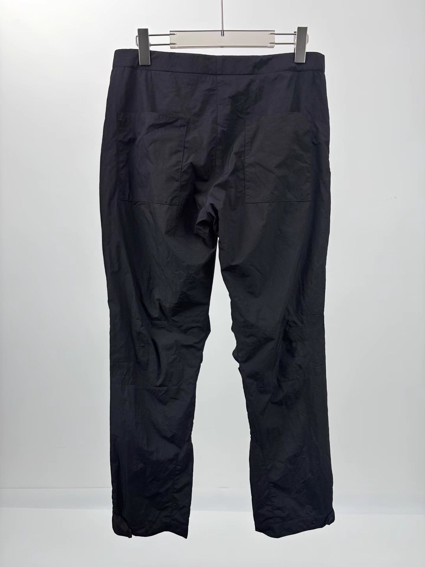Fendi Black Cargo Pants with Utility Pockets Size US 32 / EU 48 - 2 Thumbnail