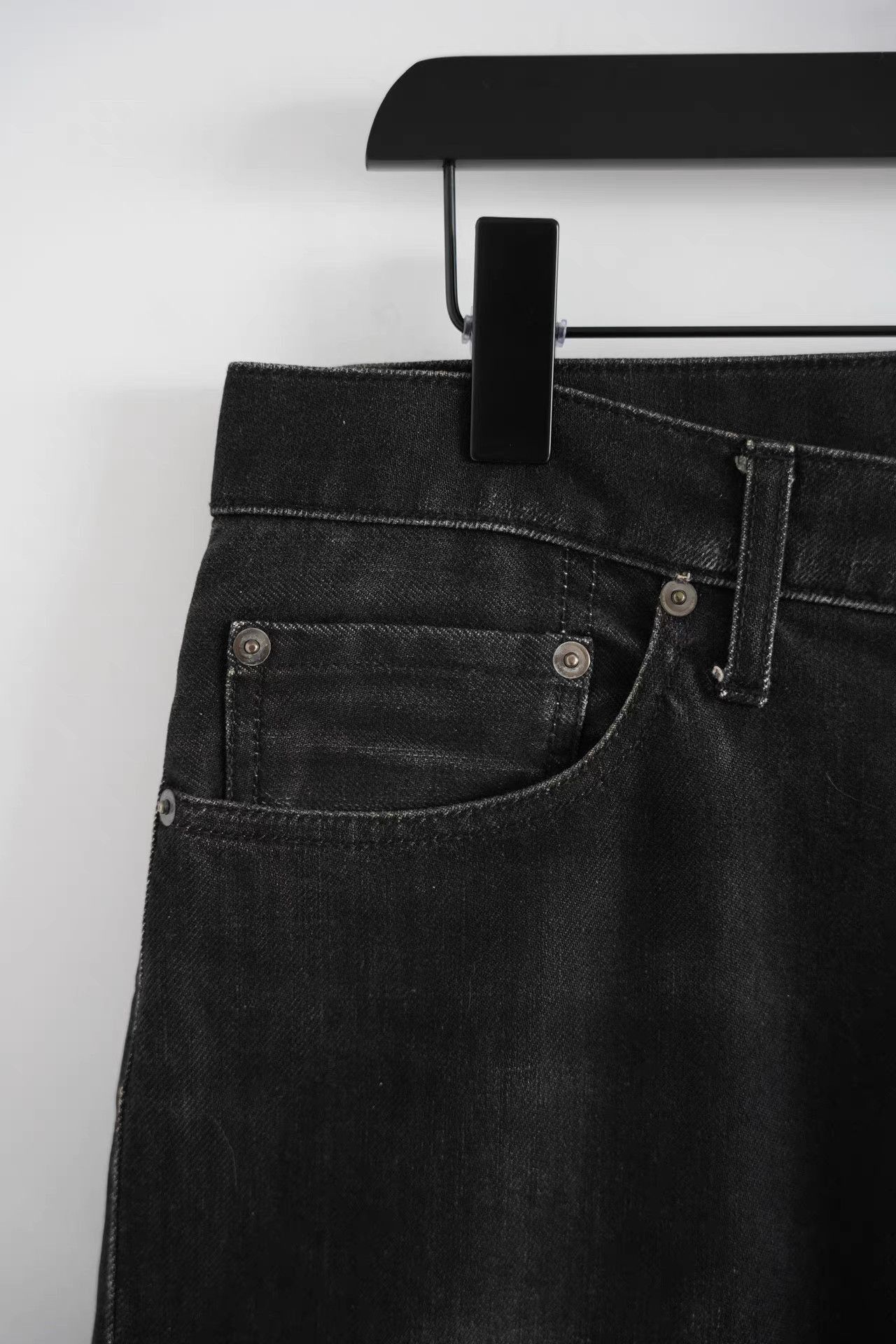 Undercover Black Denim Jeans with Red Graphic Back Pockets Size US 32 / EU 48 - 5 Thumbnail