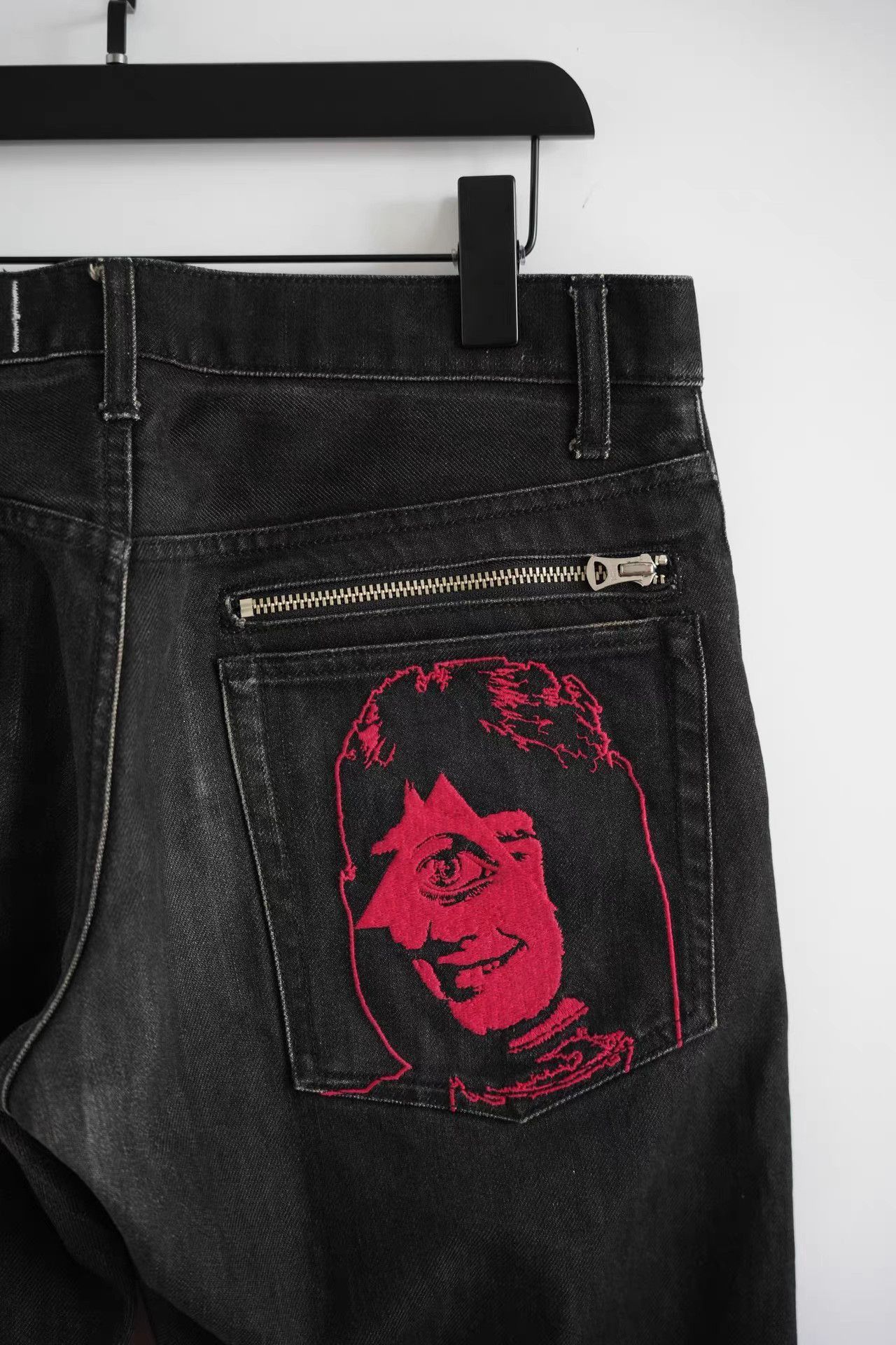 Undercover Black Denim Jeans with Red Graphic Back Pockets Size US 32 / EU 48 - 3 Thumbnail