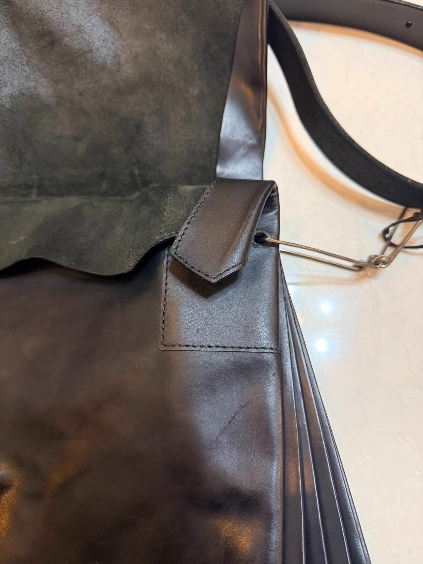 Ma+ Black Leather Shoulder Bag with Adjustable Strap Size ONE SIZE - 4 Thumbnail