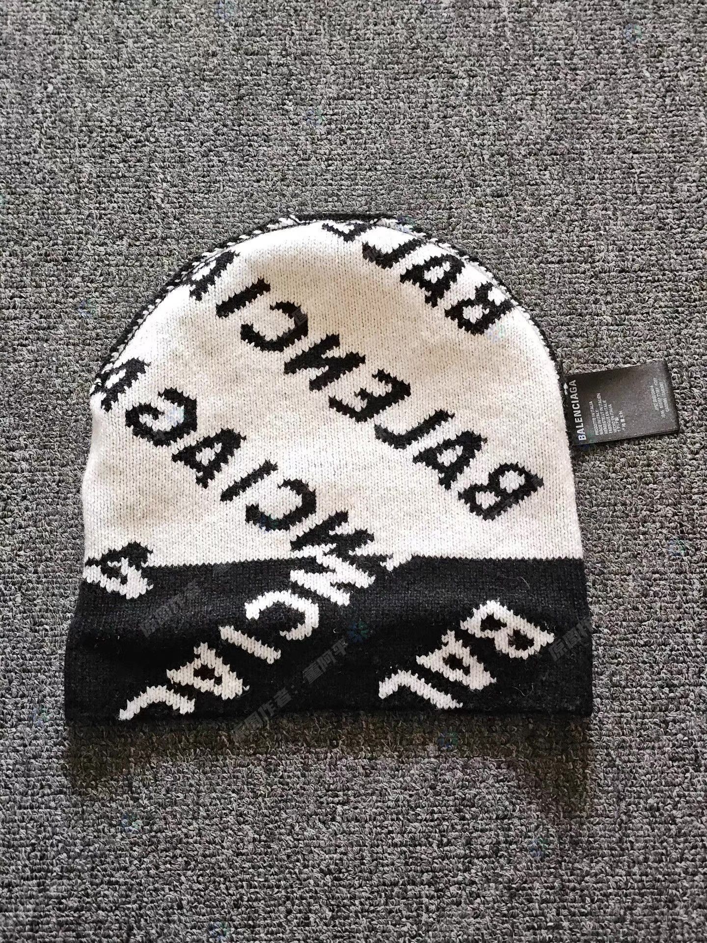 Balenciaga Black Knit Beanie with White Text Pattern Size ONE SIZE - 3 Thumbnail