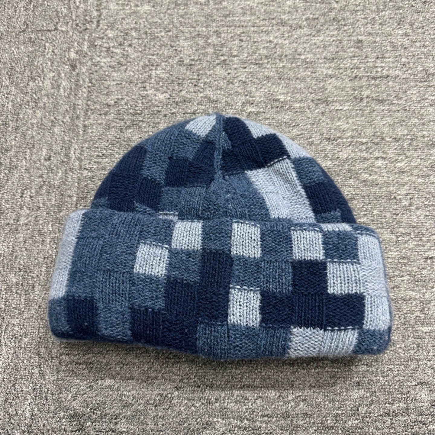 Louis Vuitton Blue Checkered Knit Beanie Size ONE SIZE - 3 Thumbnail