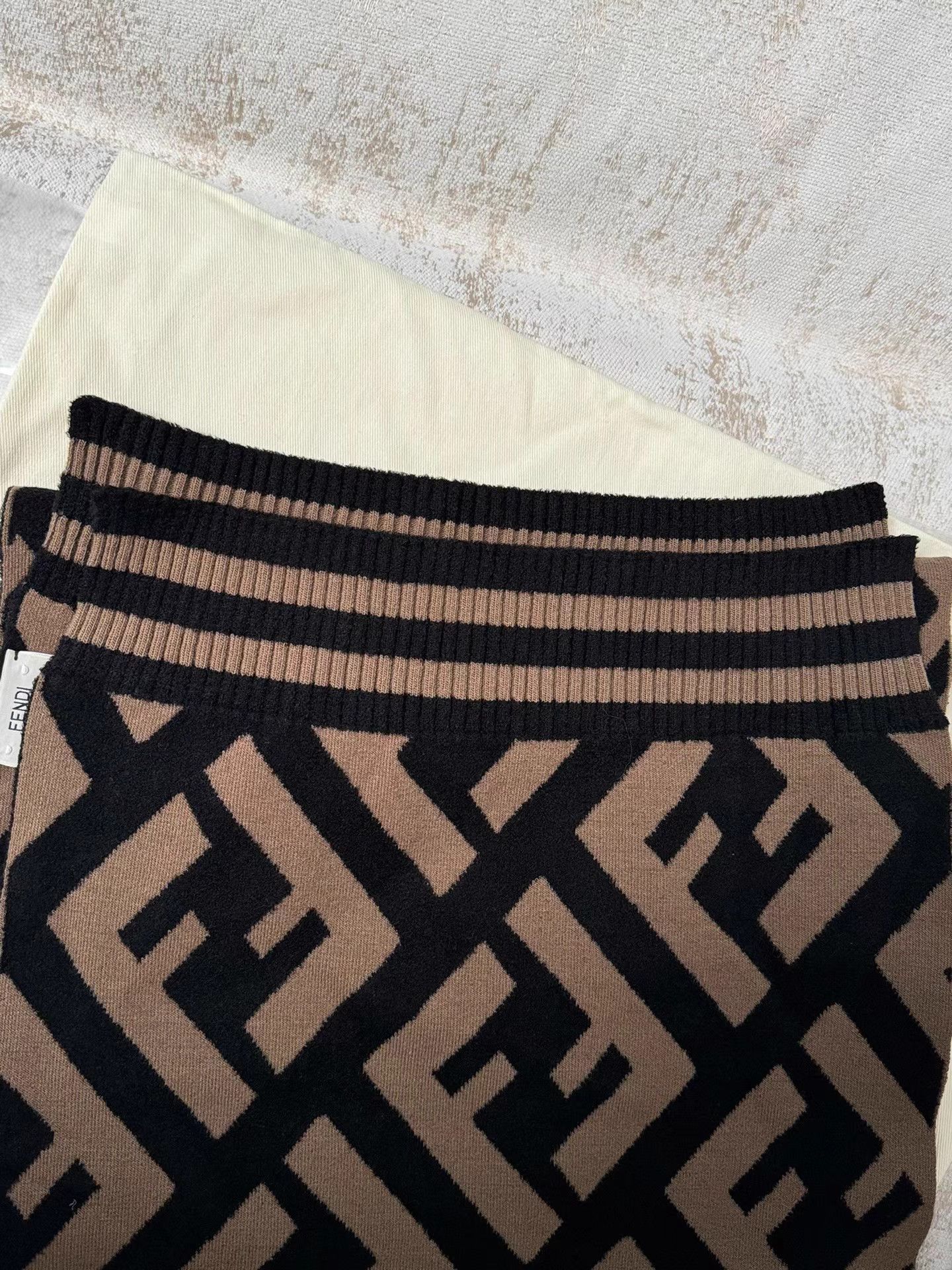 Fendi Brown Patterned Scarf Size ONE SIZE - 4 Thumbnail