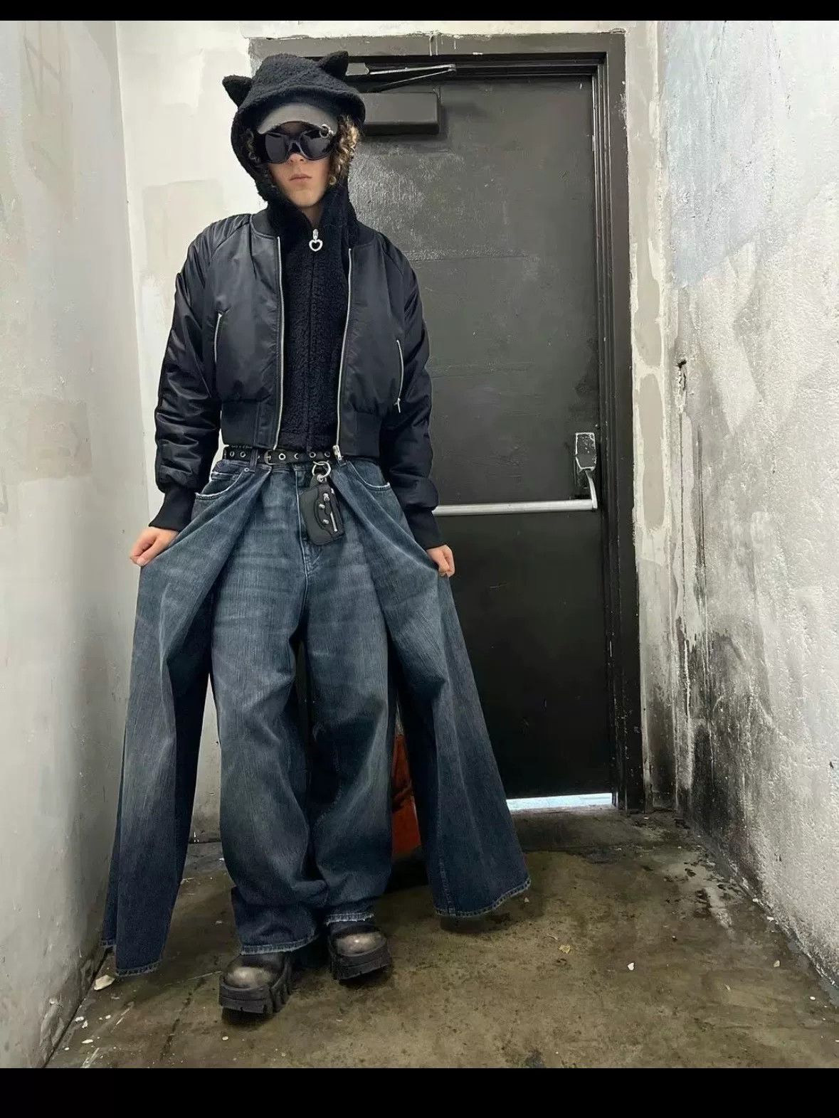 Balenciaga Balenciaga Two-Piece Deconstructed Jeans Size US 26 / EU 42 - 6 Thumbnail