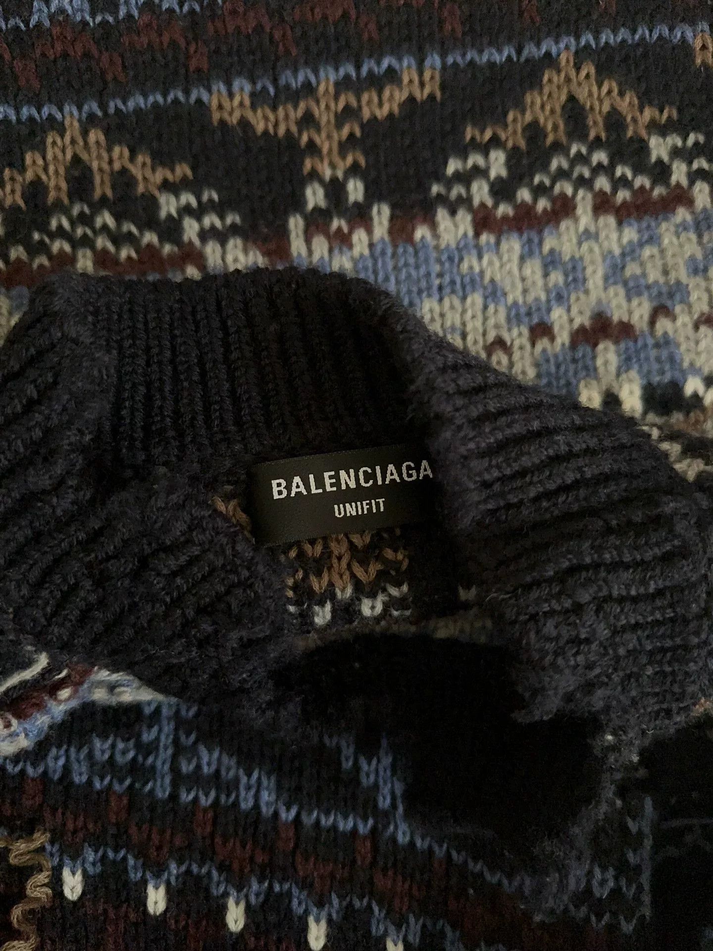 Balenciaga Balenciaga Ethnic Style Sweater Size XS / US 0-2 / IT 36-38 - 2 Thumbnail