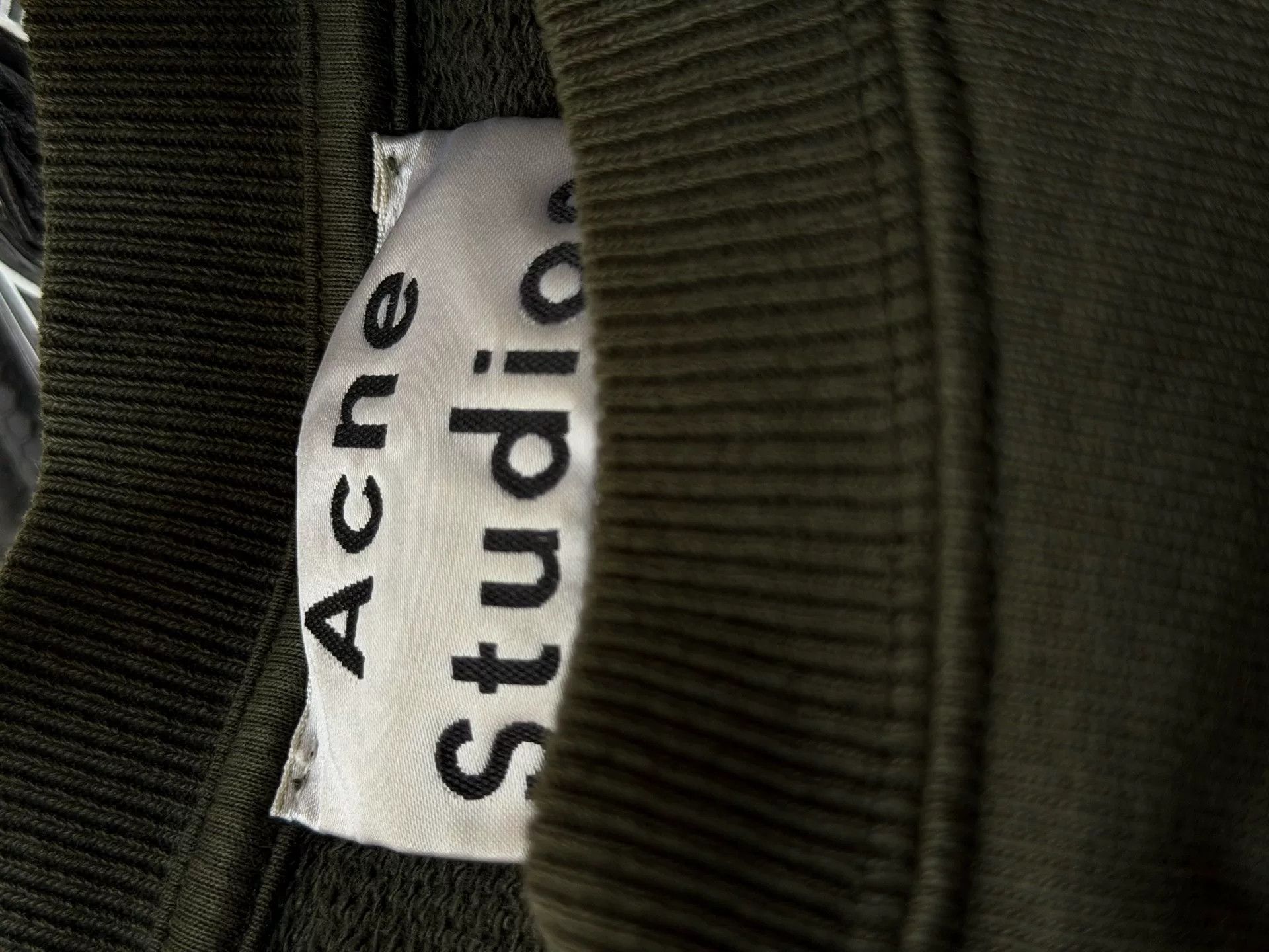 Acne Studios Acne Studios Logo Embroidered Pullover Size US L / EU 52-54 / 3 - 8 Thumbnail
