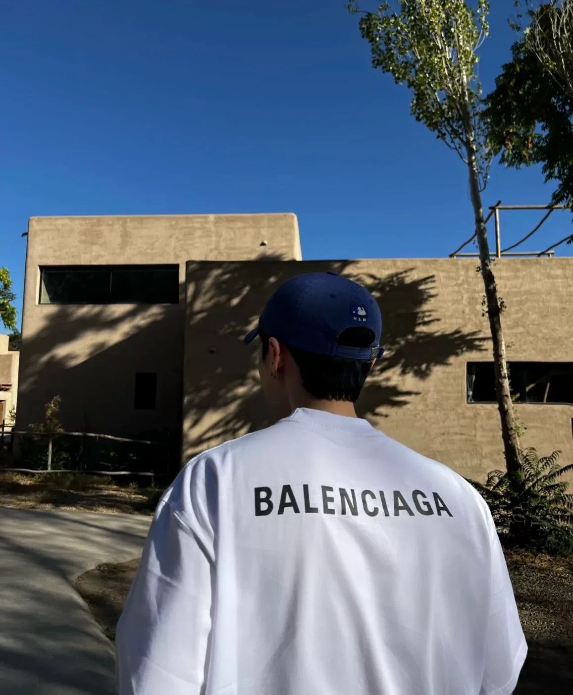Balenciaga Balenciaga Front Back Logo T-Shirt Size US M / EU 48-50 / 2 - 5 Thumbnail
