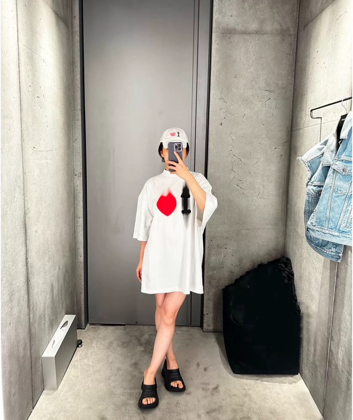 Balenciaga Balenciaga Heart Valentine Limited Tee Size US XS / EU 42 / 0 - 9 Thumbnail