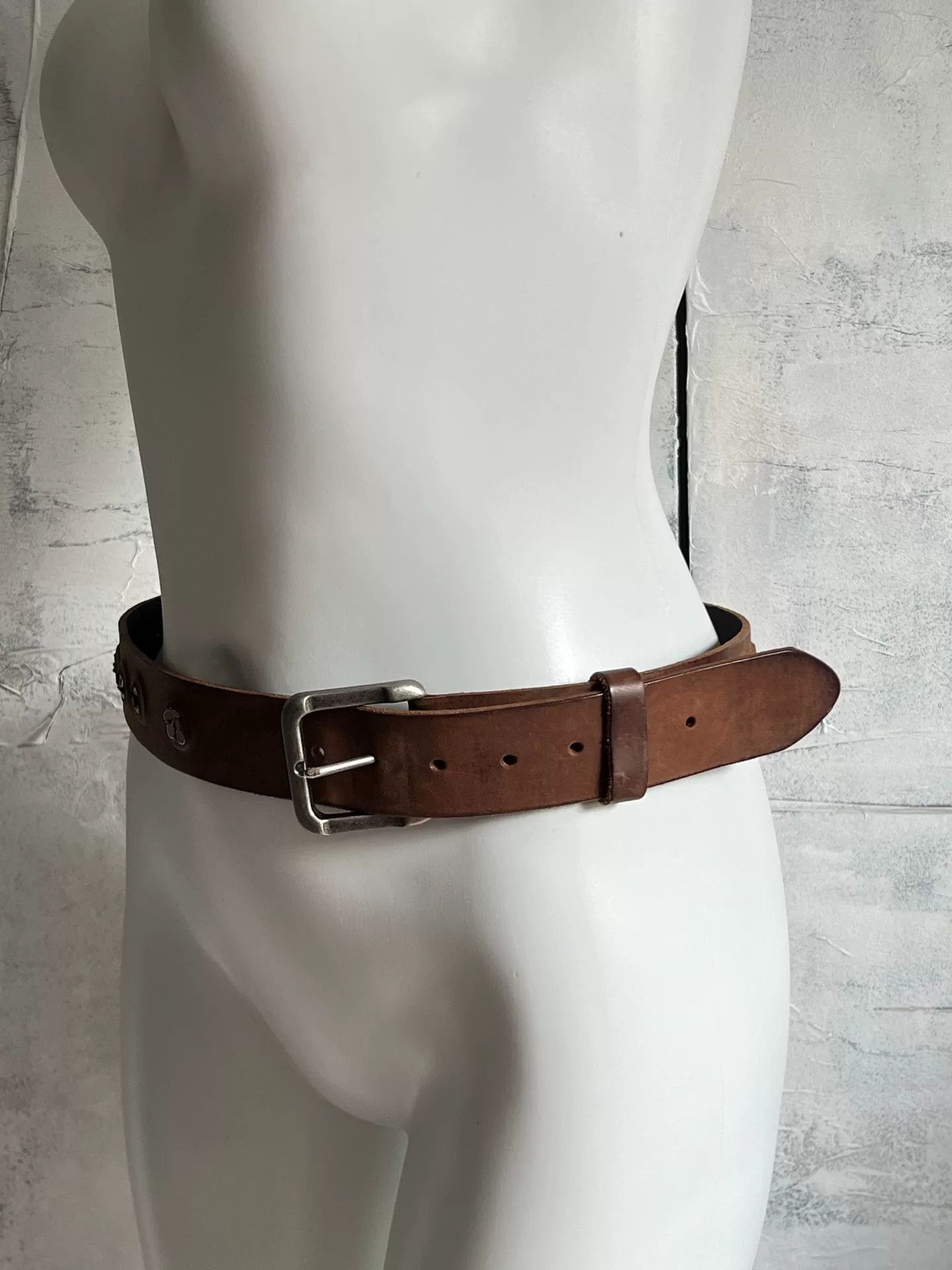 Vintage Vintage Cowhide Belt w/ Metal Cherry Size ONE SIZE - 3 Thumbnail