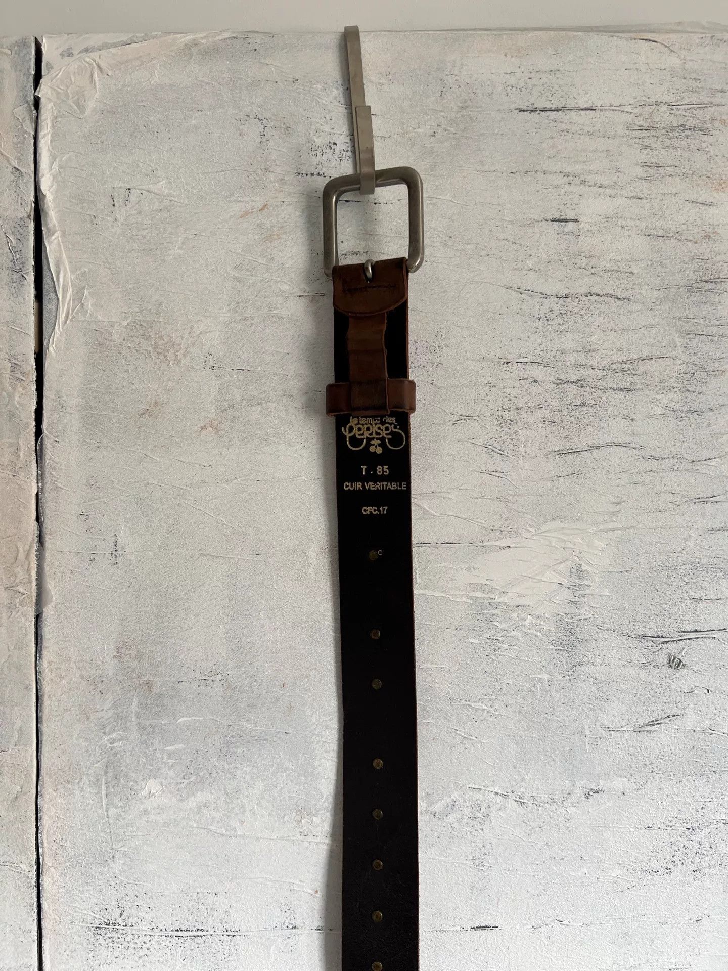 Vintage Vintage Cowhide Belt w/ Metal Cherry Size ONE SIZE - 6 Thumbnail