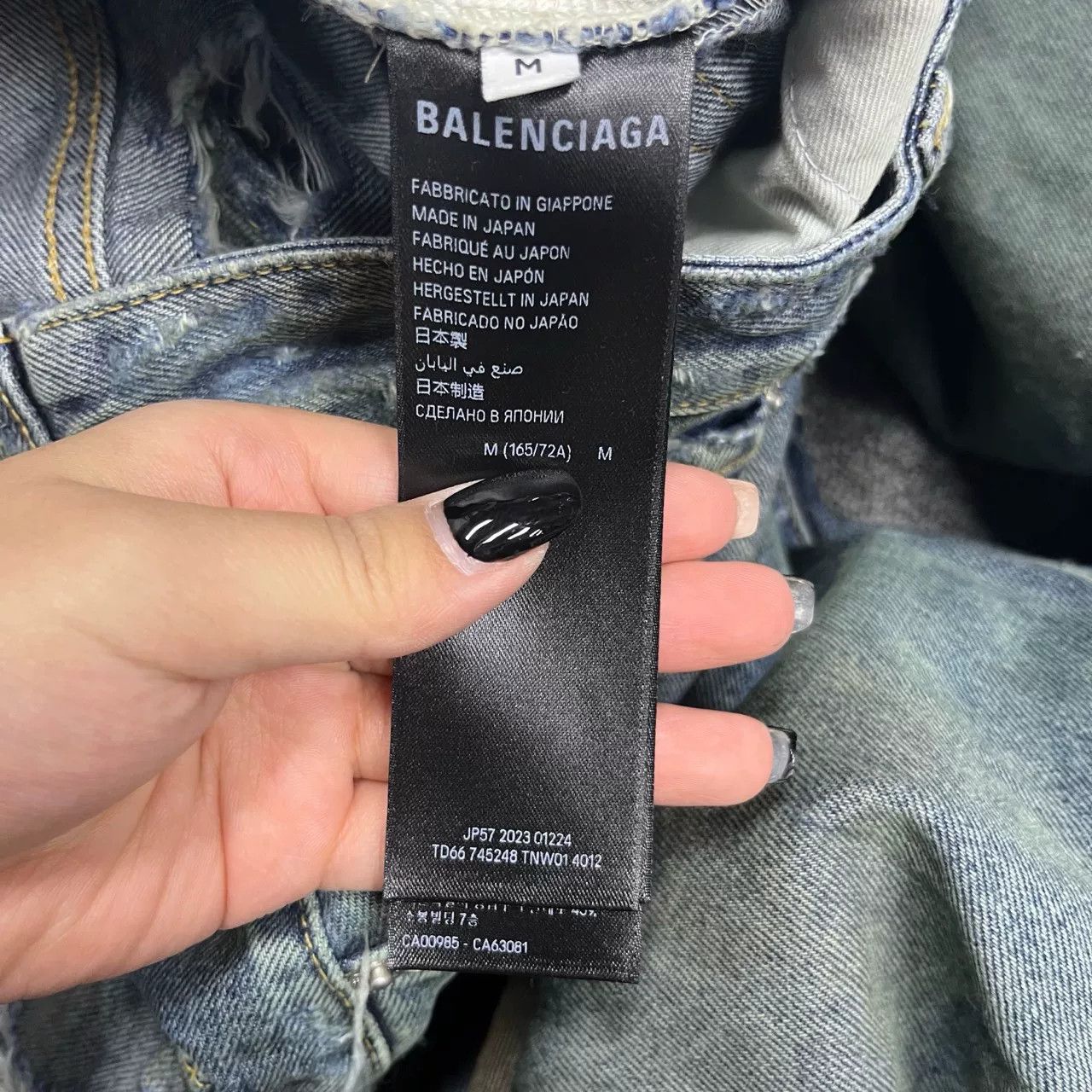 Balenciaga Balenciaga Blue Washed Distressed Jeans Size US 32 / EU 48 - 4 Thumbnail