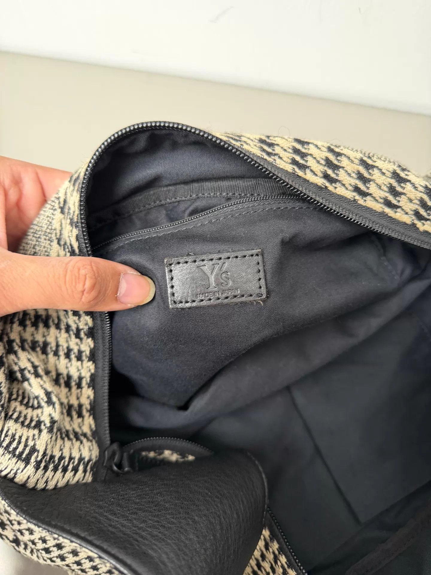 Yohji Yamamoto Houndstooth Pattern Crossbody Bag Size ONE SIZE - 2 Thumbnail