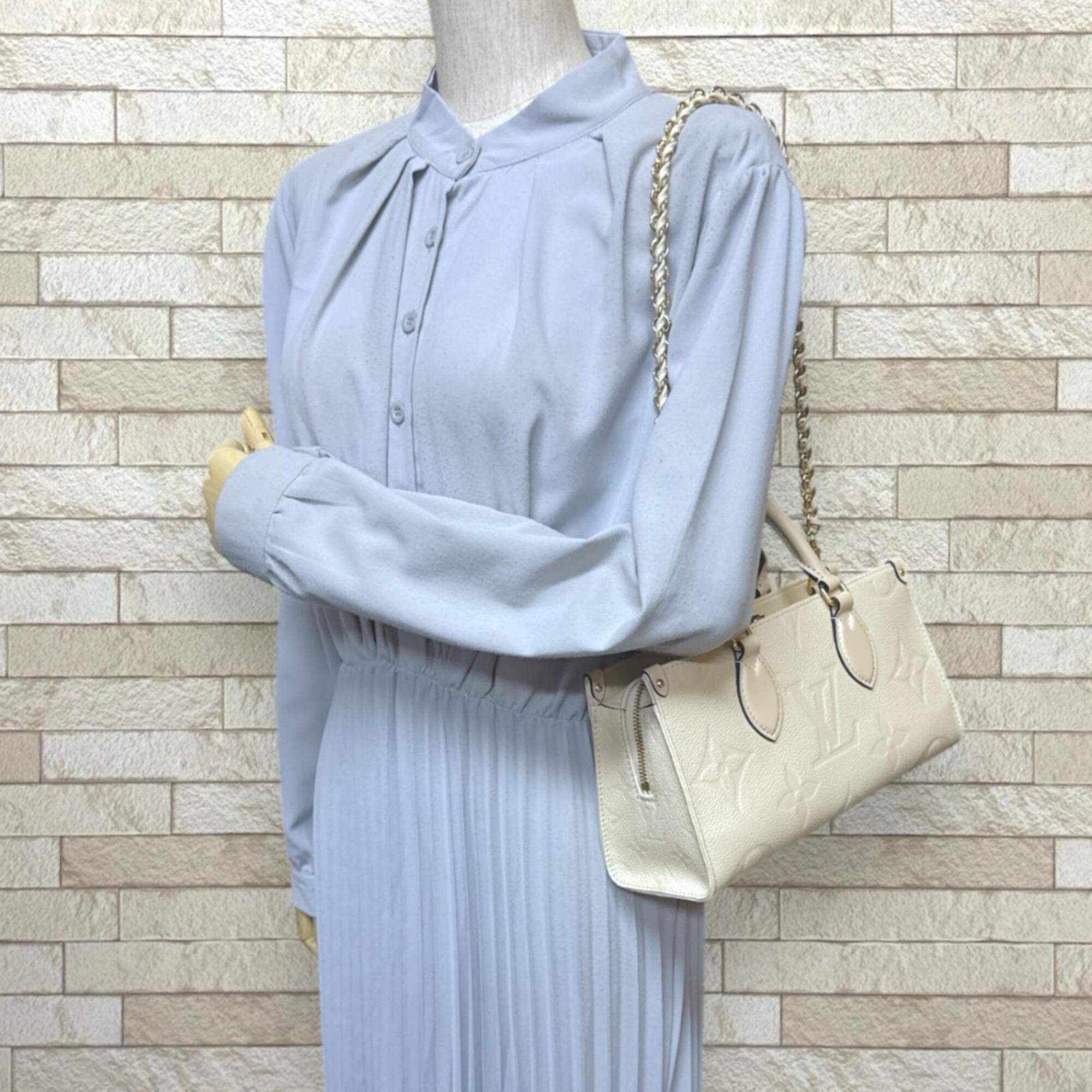 Louis Vuitton Louis Vuitton OnTheGo EW Monogram Empreinte Shoulder Bag, M23698 Beige, Women's, Used, 3-way Size ONE SIZE - 3 Thumbnail