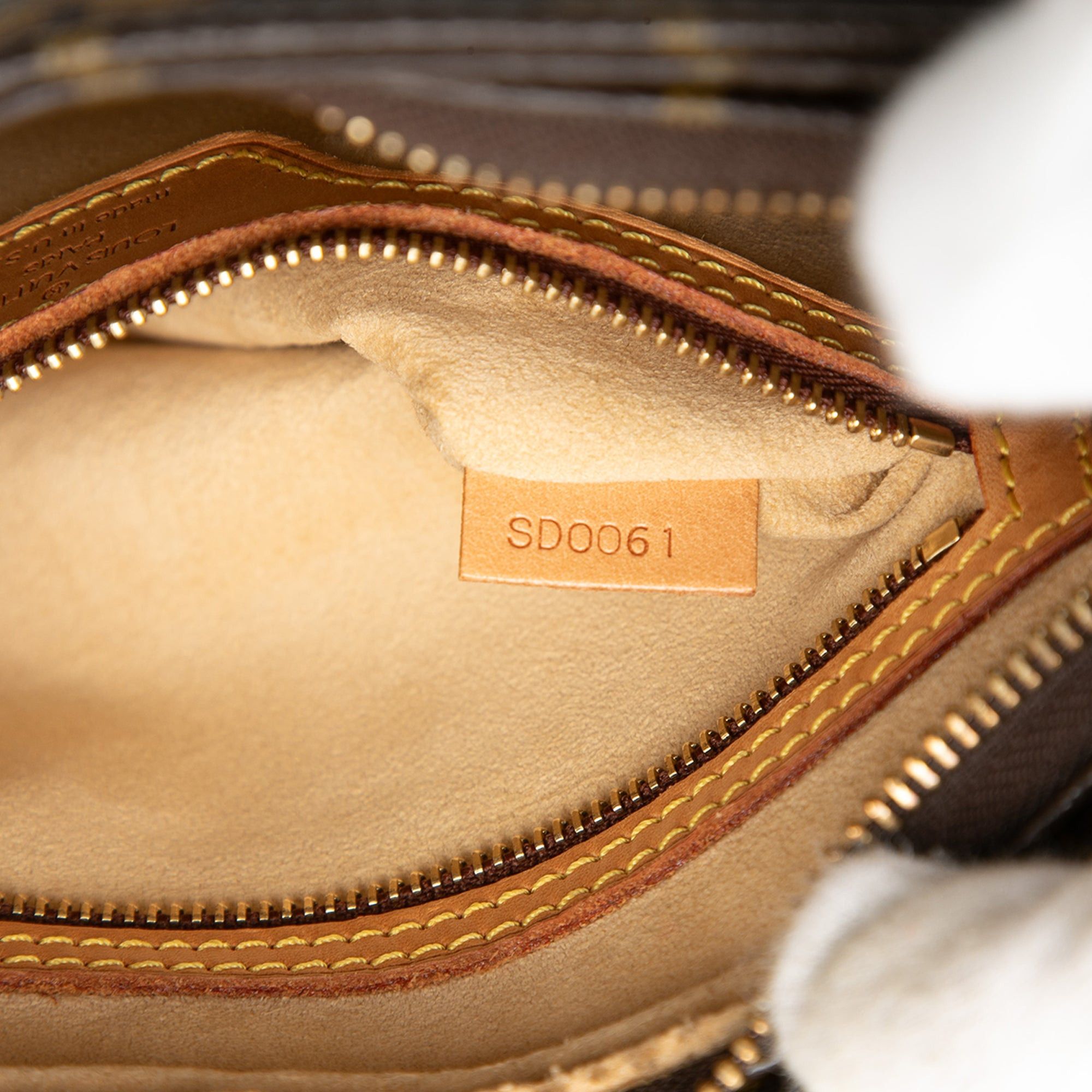 Louis Vuitton Monogram Looping MM Size ONE SIZE - 6 Thumbnail