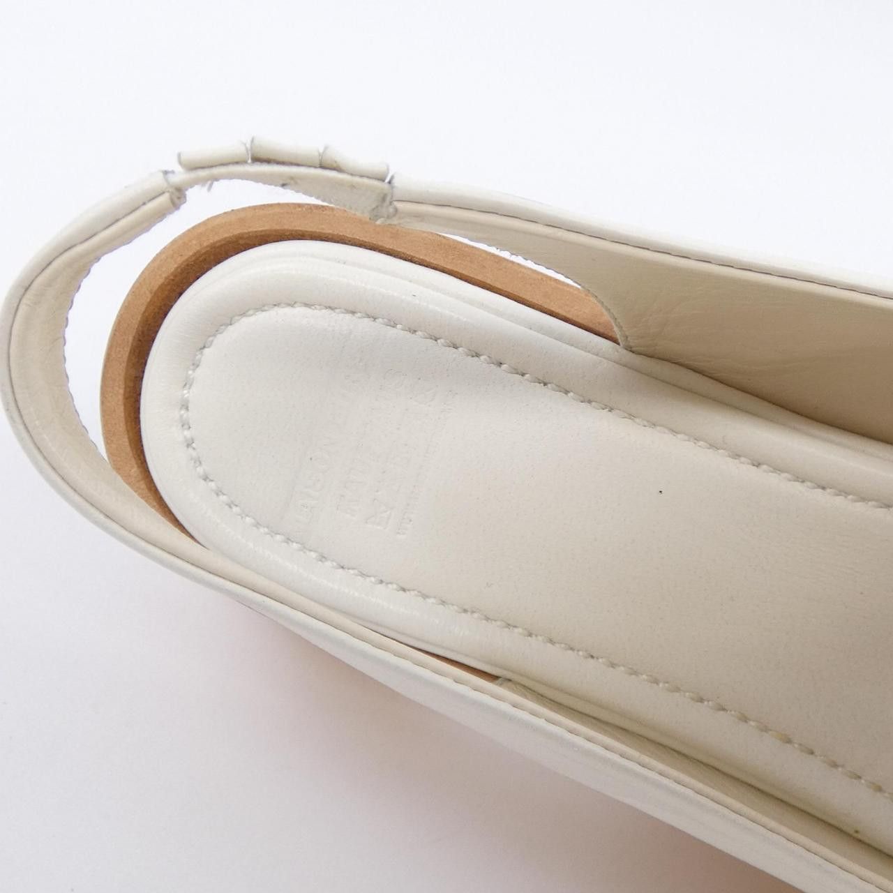 Other Other Maison Eureka Platform High Heel Shoes Others Shoes 136 DUTY FREE for USA Size ONE SIZE - 6 Thumbnail