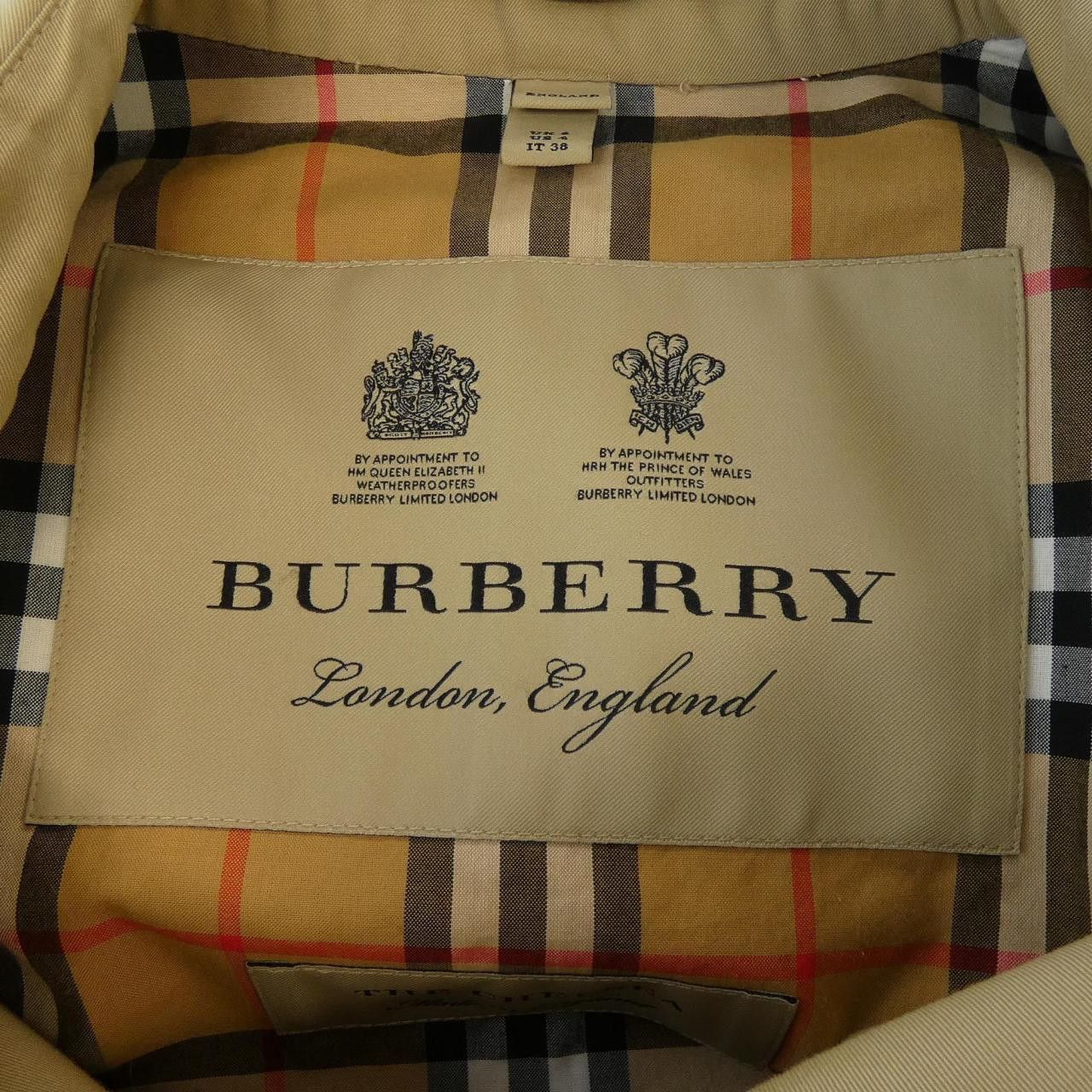 Burberry Burberry Burberry Trench Coat Others Outerwear 4073376 DUTY FREE for USA Size ONE SIZE - 4 Thumbnail