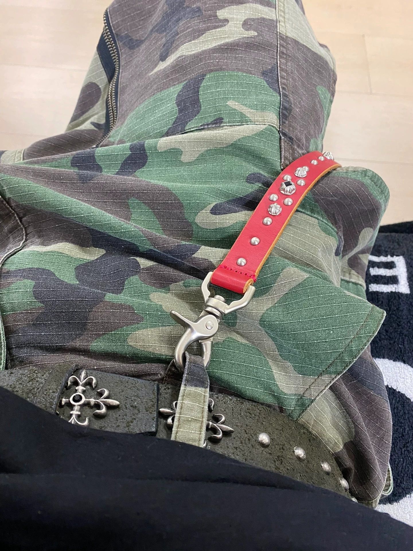 Yohji Yamamoto Red Studded Leather Belt Size ONE SIZE - 5 Thumbnail