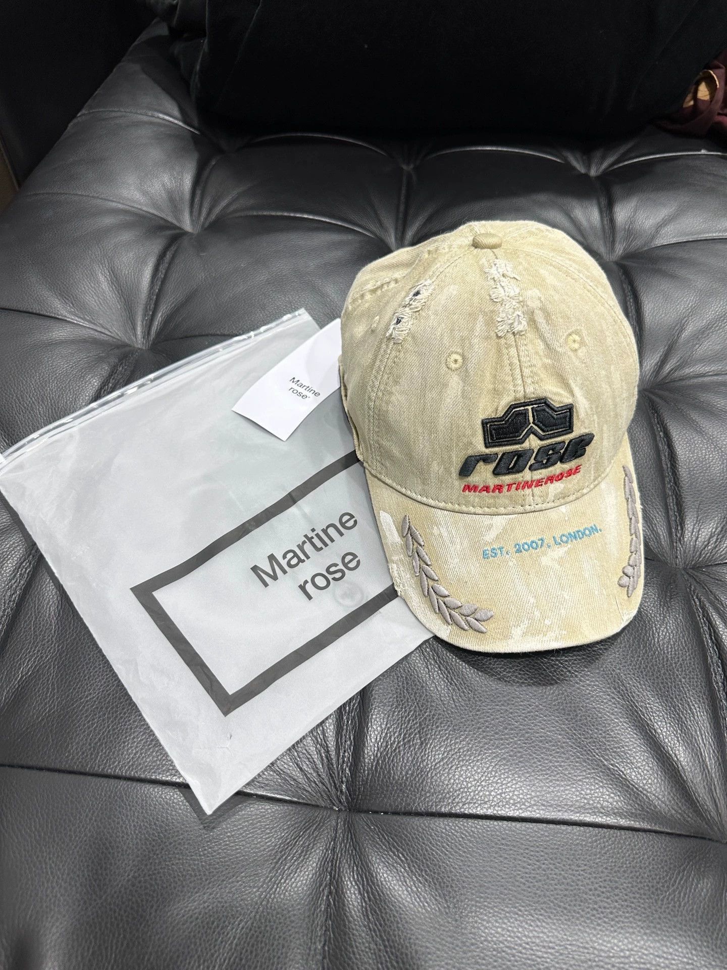 Martine Rose Beige Distressed Embroidered Cap Size ONE SIZE - 2 Thumbnail