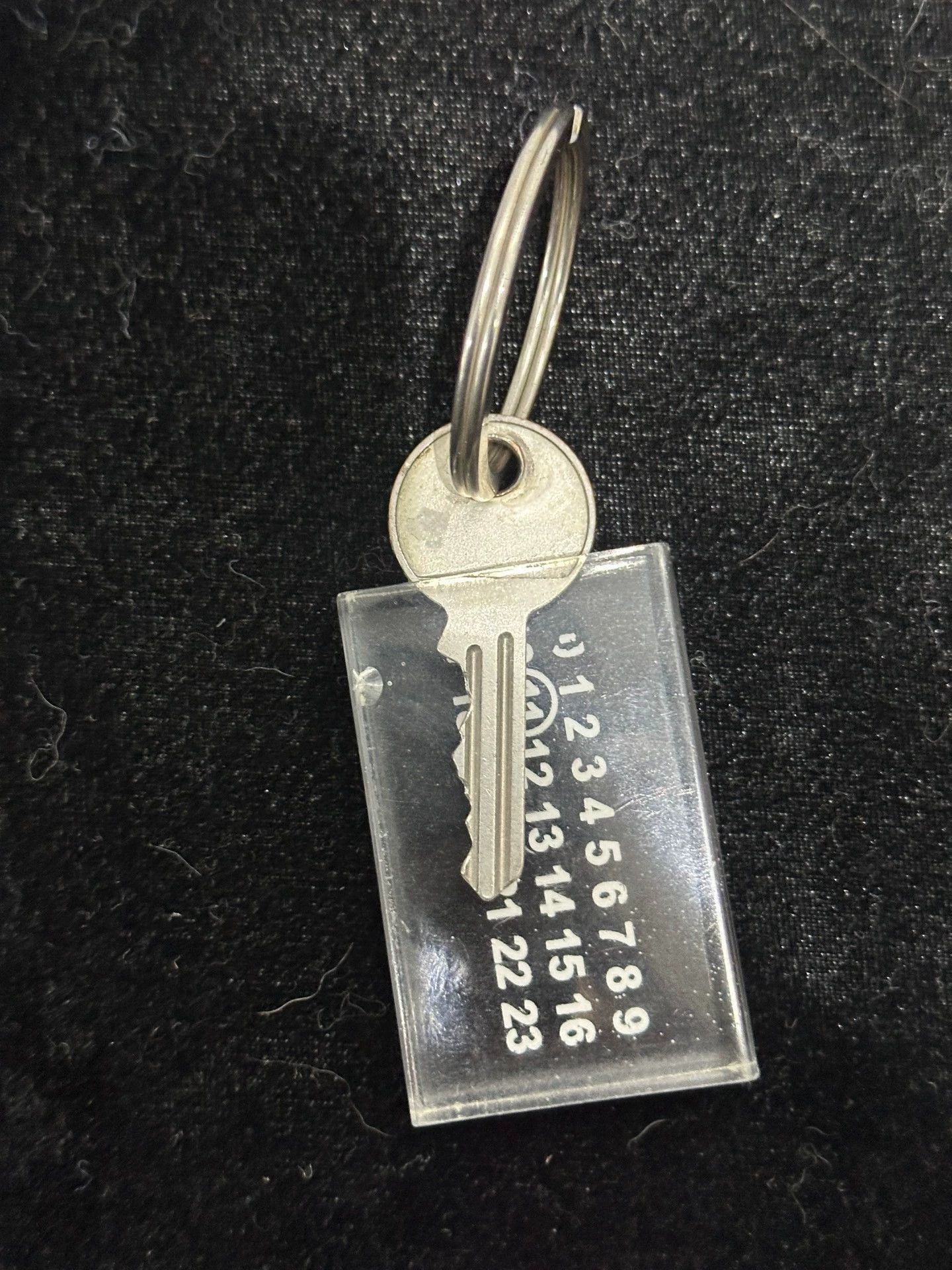 Maison Margiela Silver Acrylic Keychain with Number Design Size ONE SIZE - 2 Thumbnail