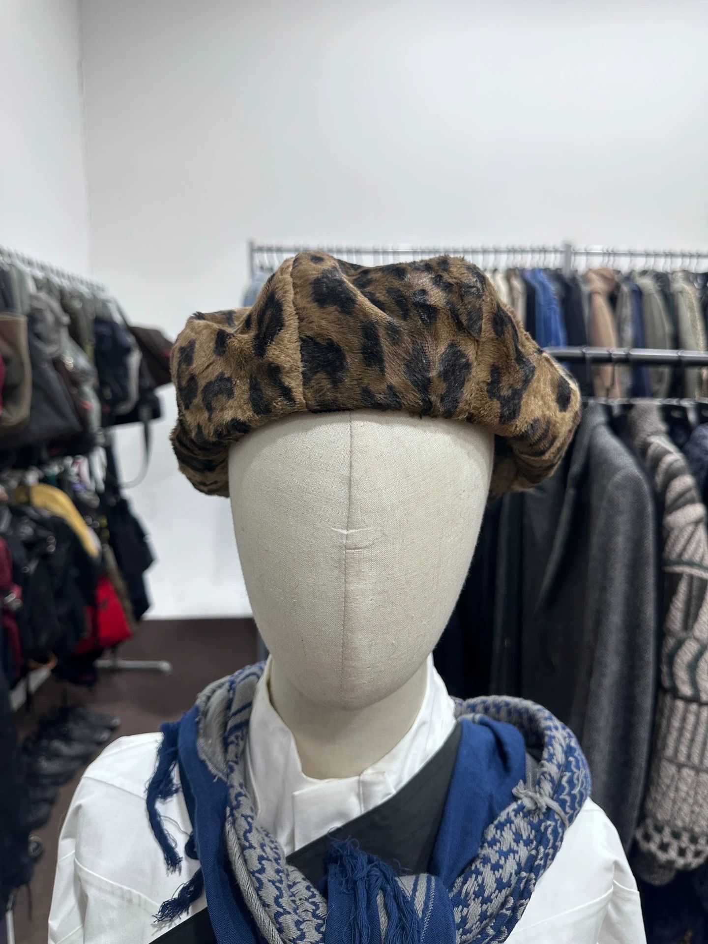 Number (N)ine Leopard Print Faux Fur Beret Hat Size ONE SIZE - 5 Thumbnail