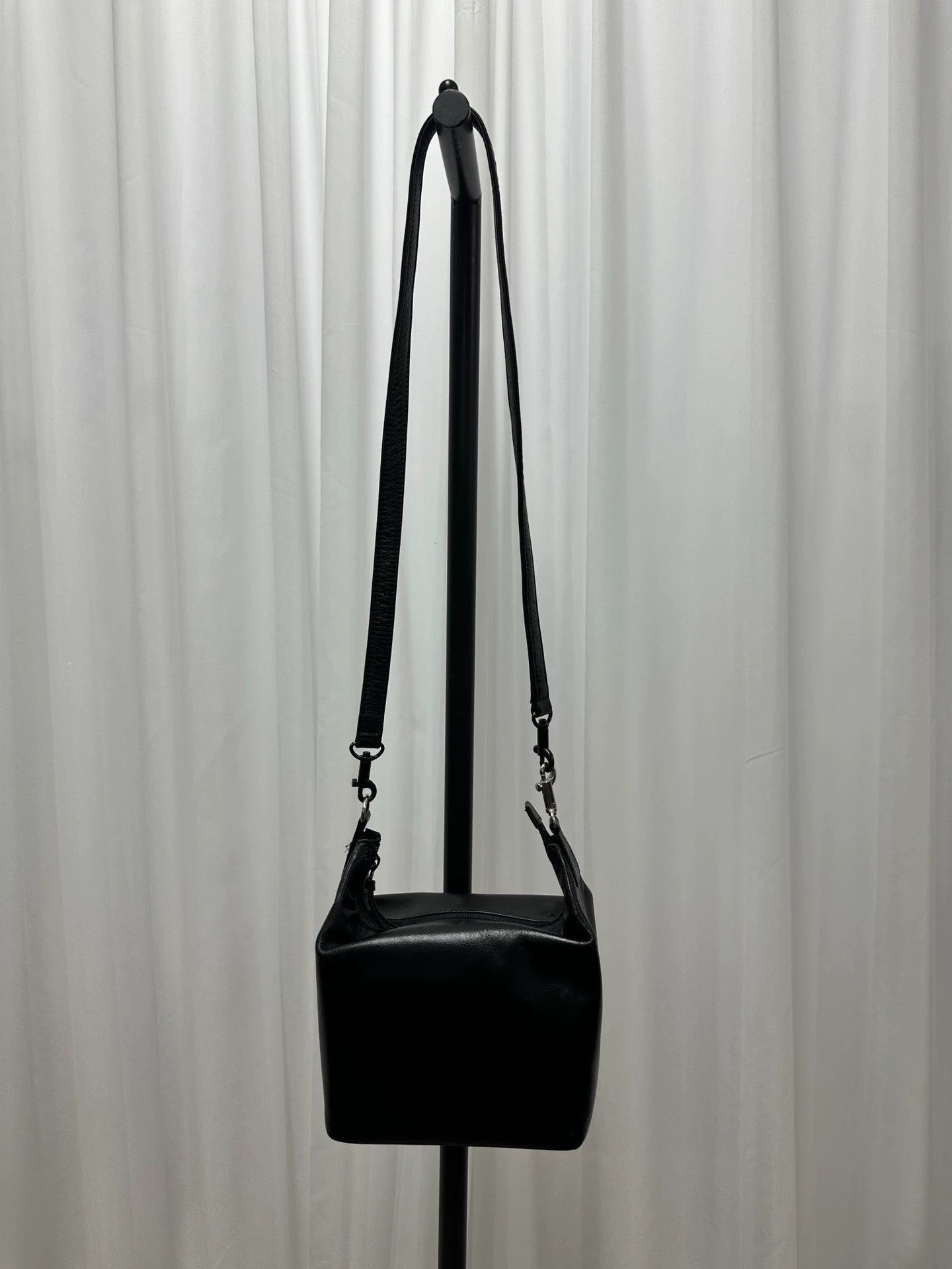 Yohji Yamamoto Black Leather Handbag with Top Handle Size ONE SIZE - 4 Thumbnail