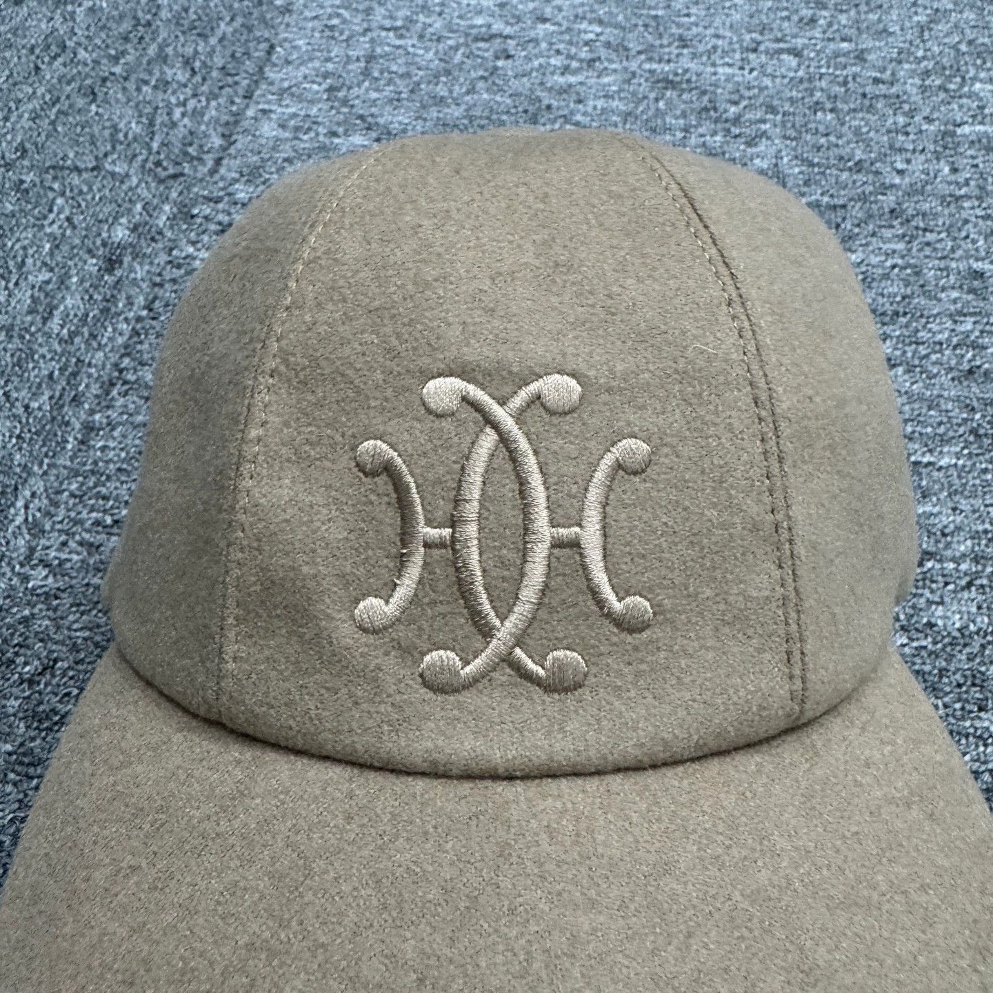 Hermes Beige Embroidered Baseball Cap Size ONE SIZE - 2 Thumbnail