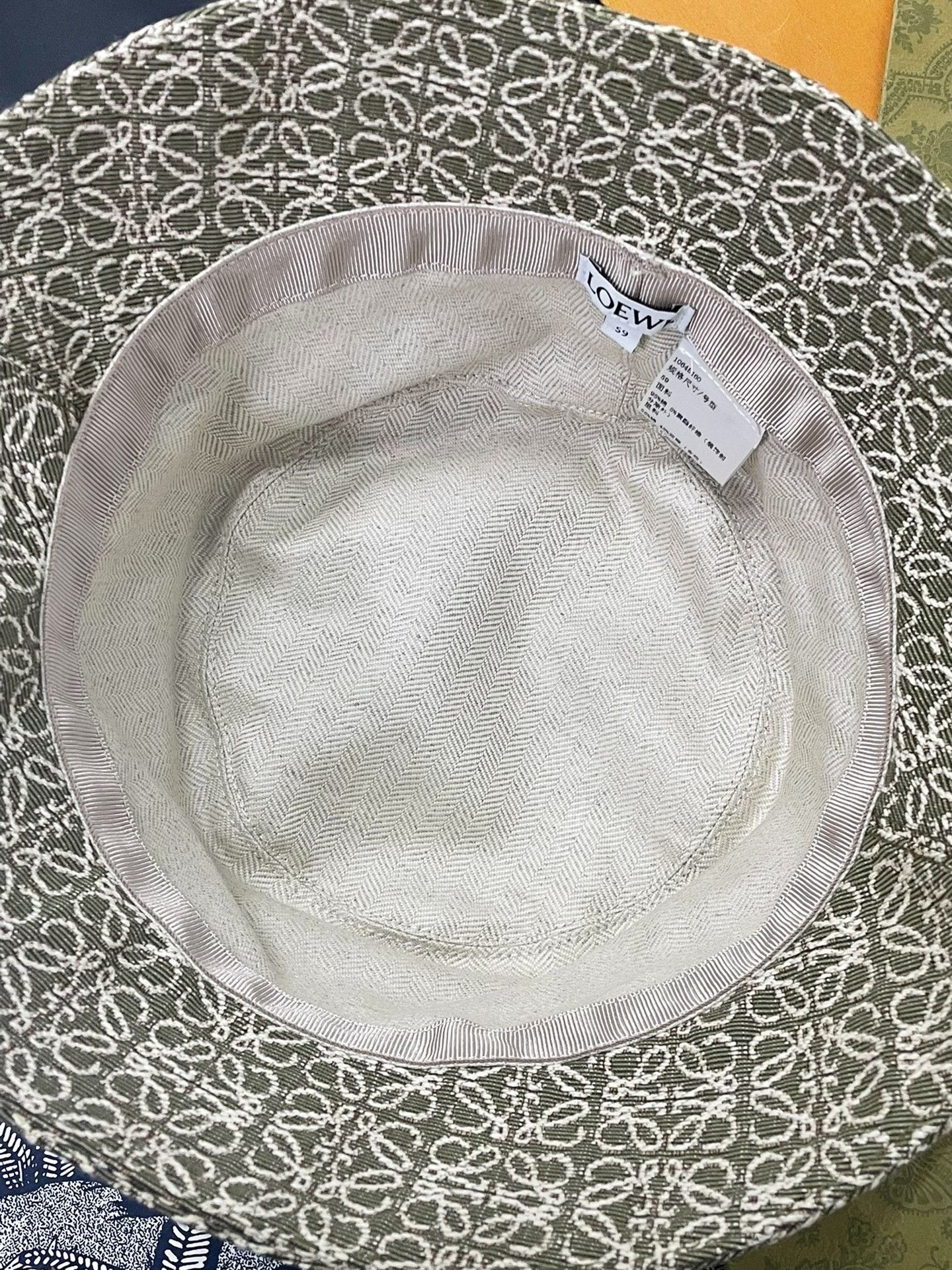 Loewe Loewe Green White Logo Bucket Hat Size ONE SIZE - 4 Thumbnail