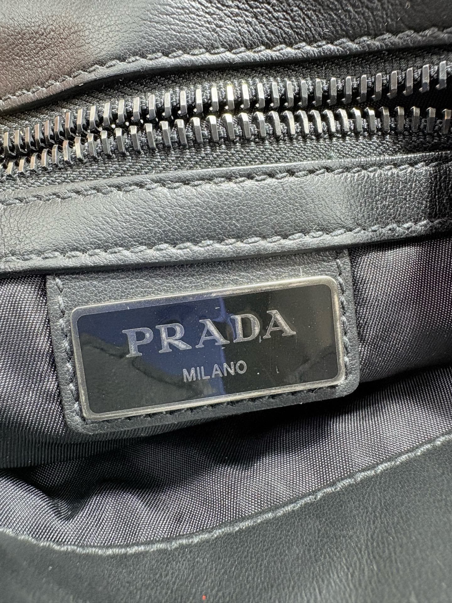 Prada New PRADA Triangle Logo Shoulder Crossbody Bag Size ONE SIZE - 5 Thumbnail
